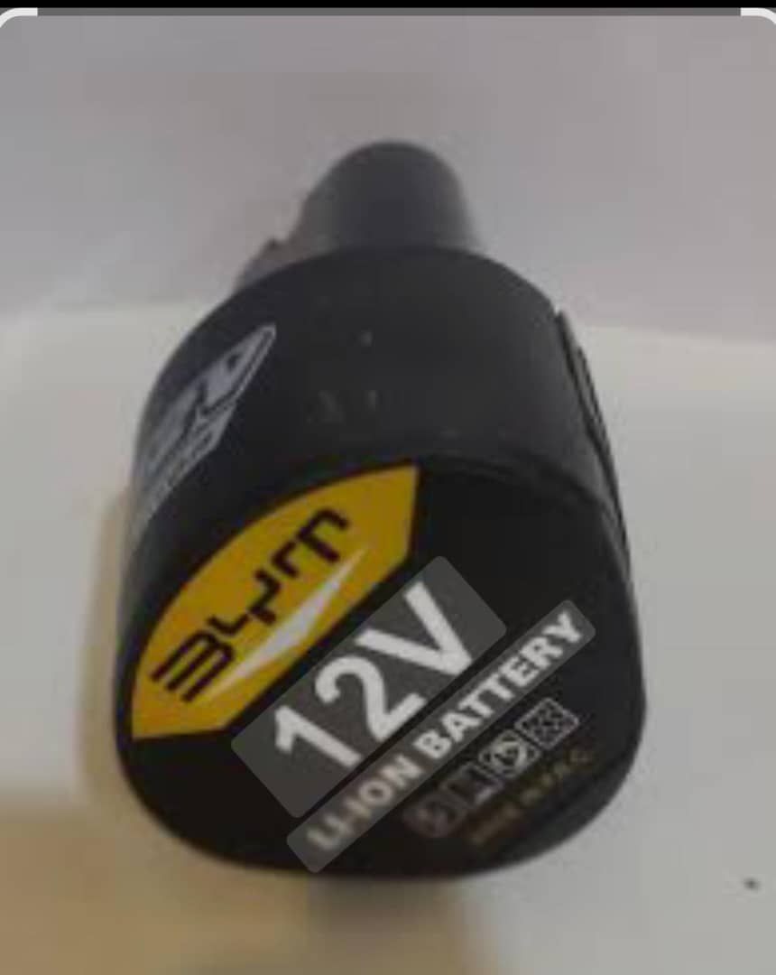 باتری 12 ولت