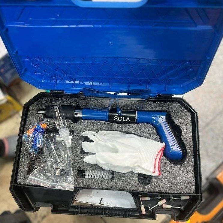 میخکوب دستی با لوازم سولا