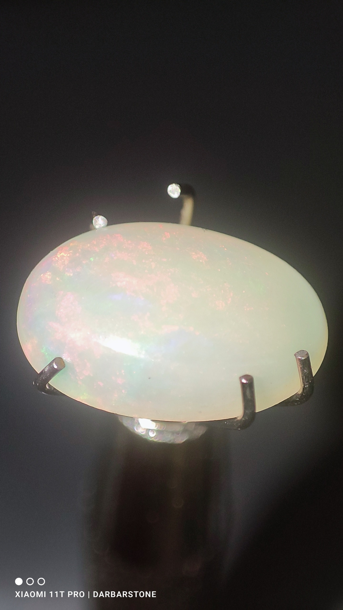 اوپال سفید اتیوپی معدنی