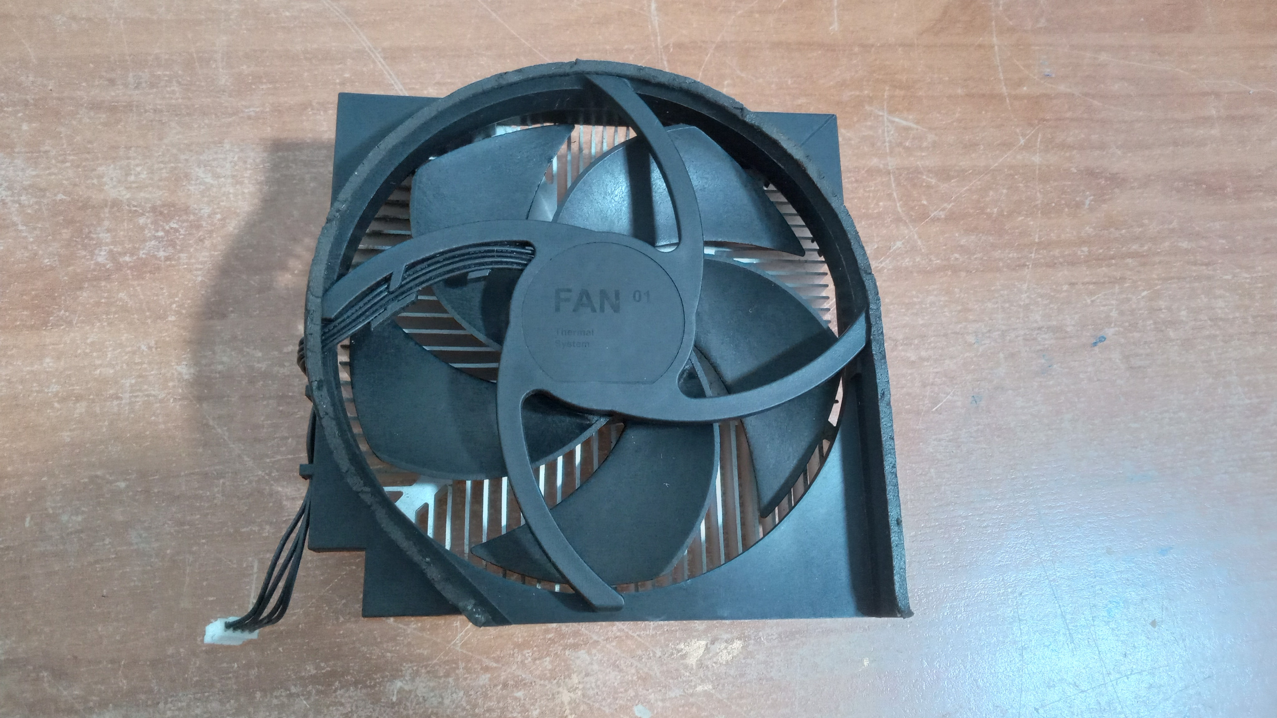 فن و هیتسینگ ایکس باکس وان اس / XBOX ONE S