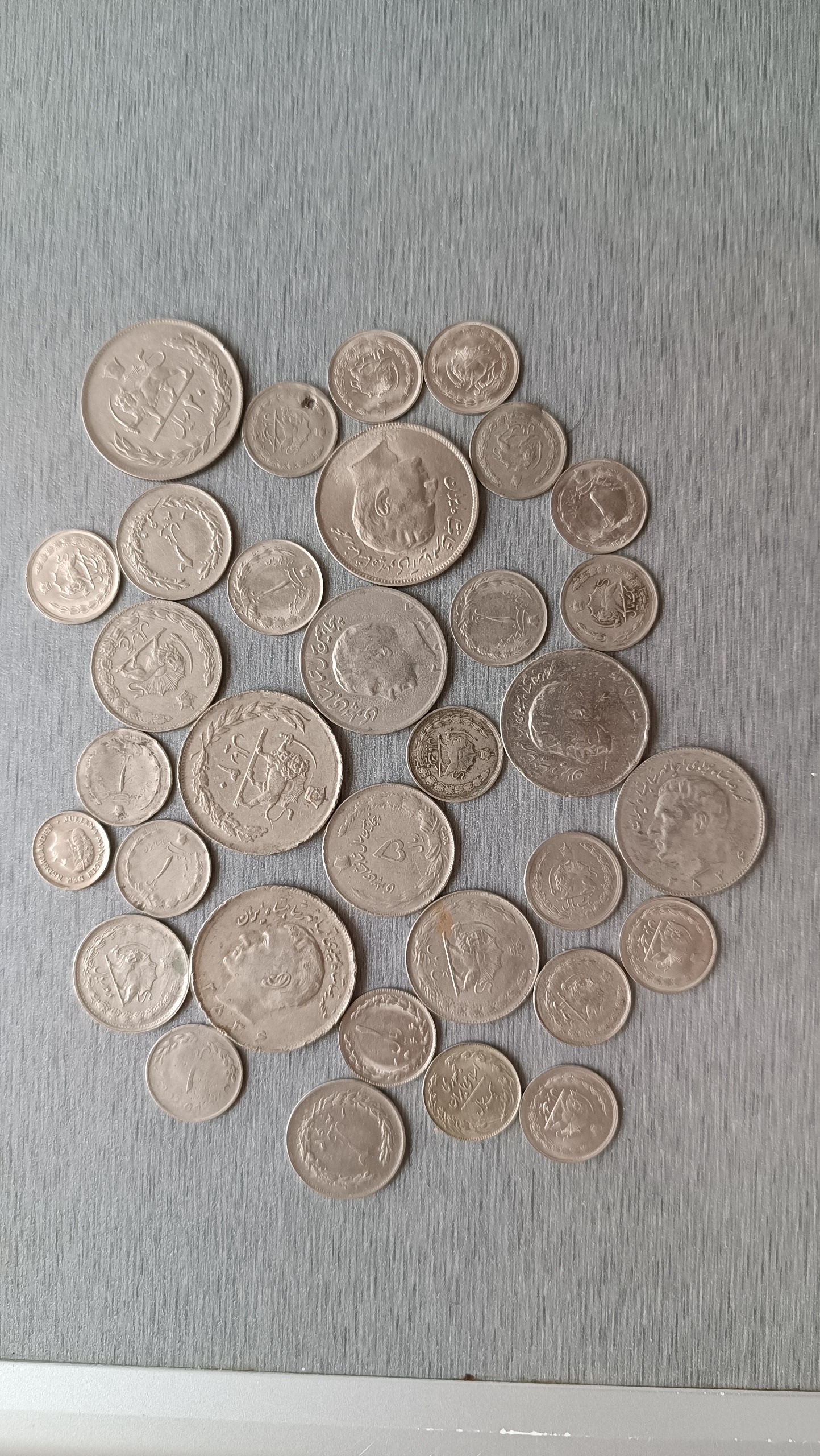 تعدغد زیادی سکه