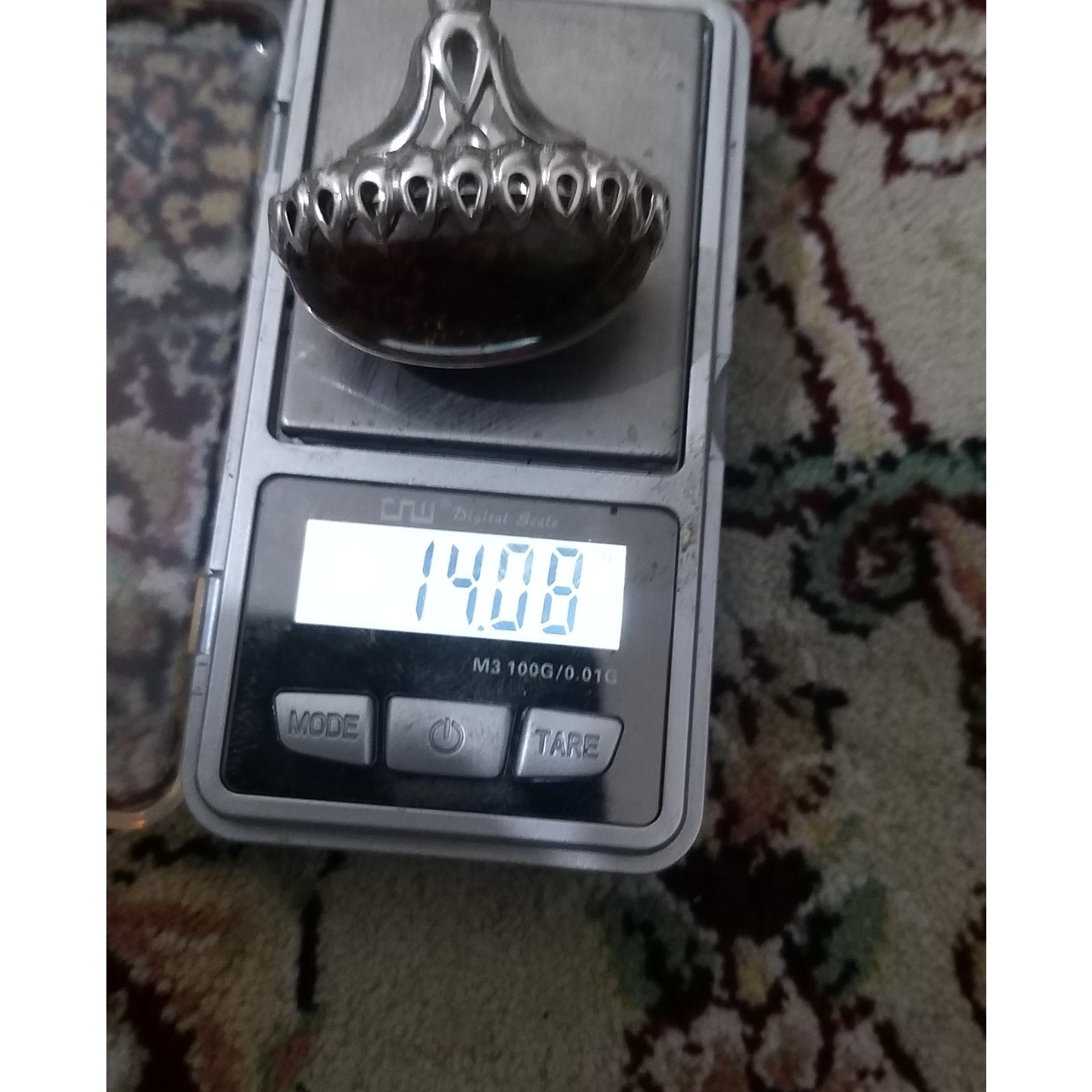 انگشتر نقره 925. کهربا حشره دار