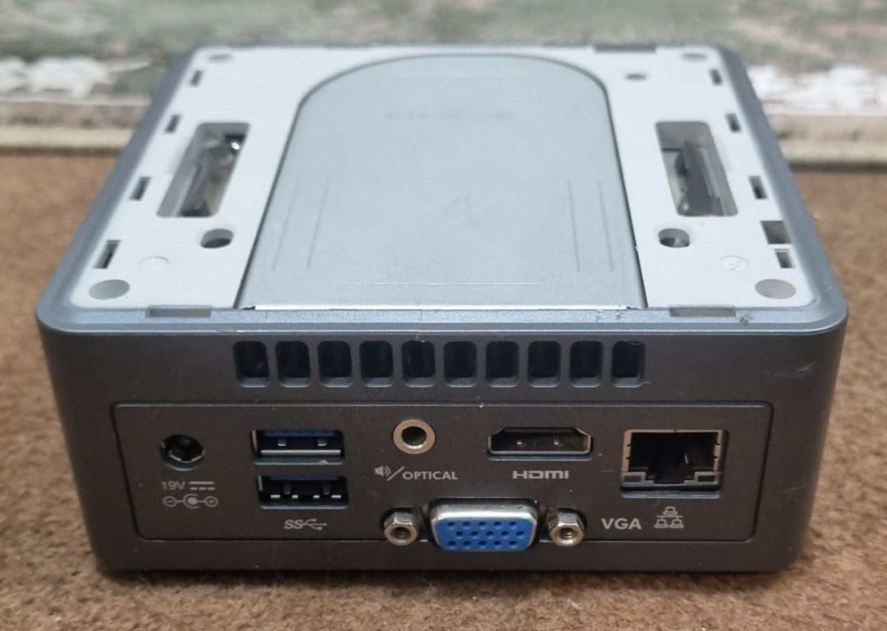 کامپیوتر کوچک اینتل NUC6CAYH توضیحات