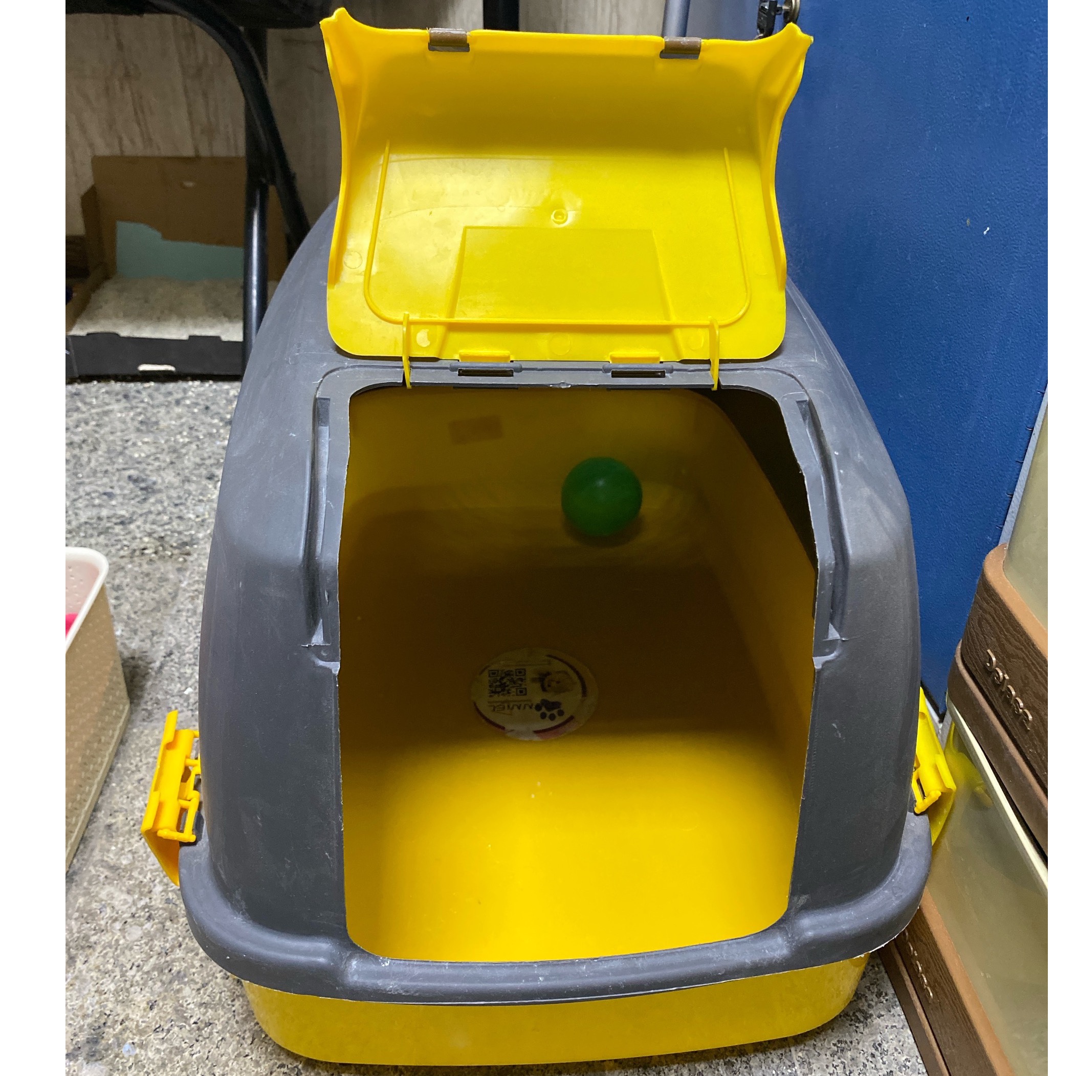 باکس خاک گربه در حد نو