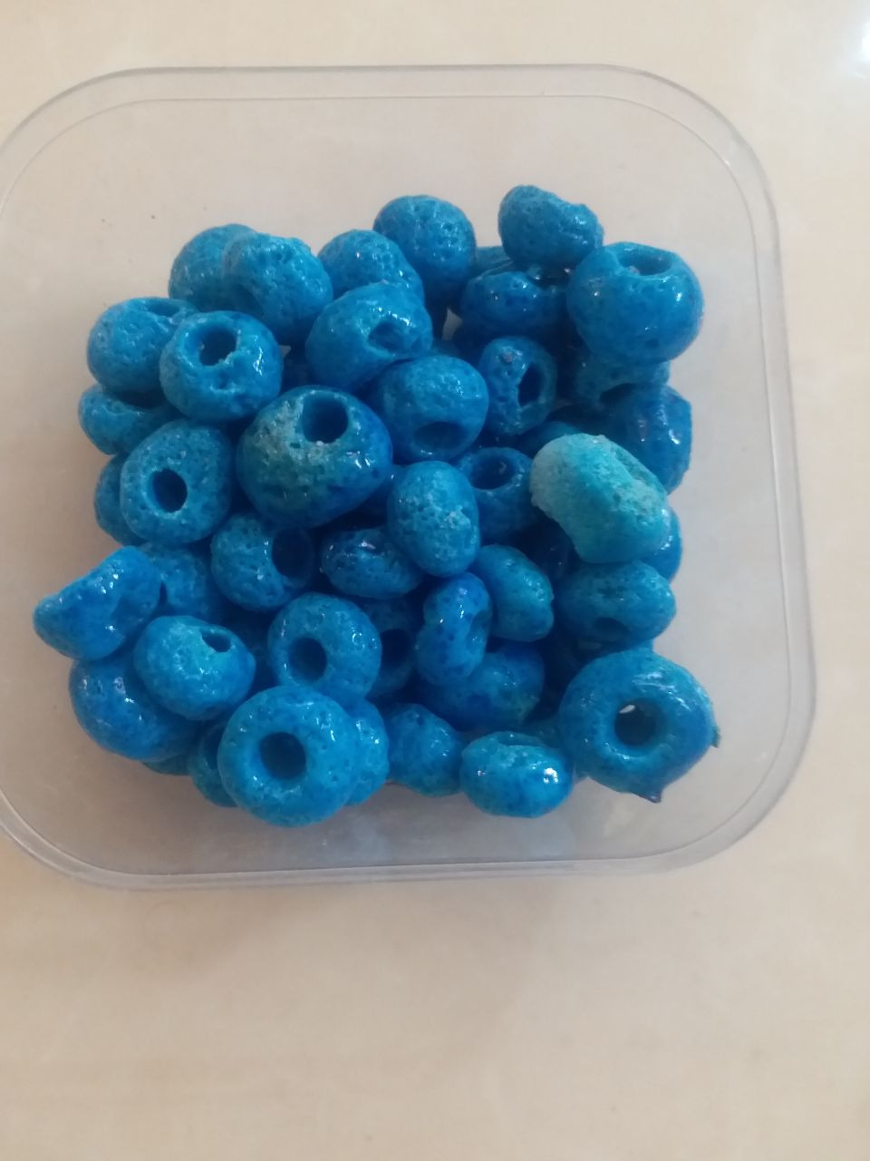 خرج کار فیروزه ای