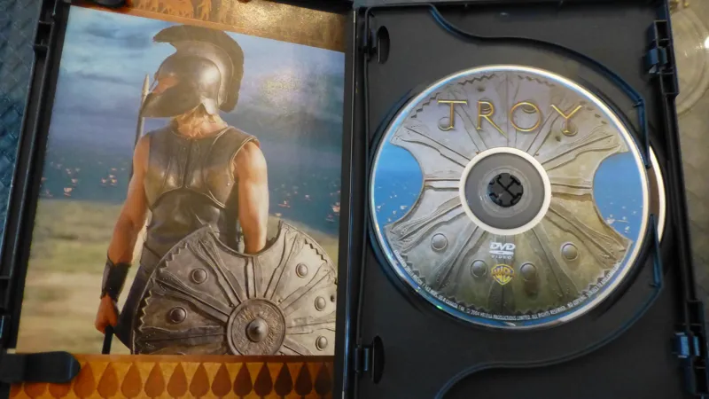 فیلم سینمایی زیبای تروی Troy