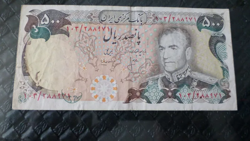 500 محمدرضا پهلوی 181 در کتاب 80 درصد خیلی خوب