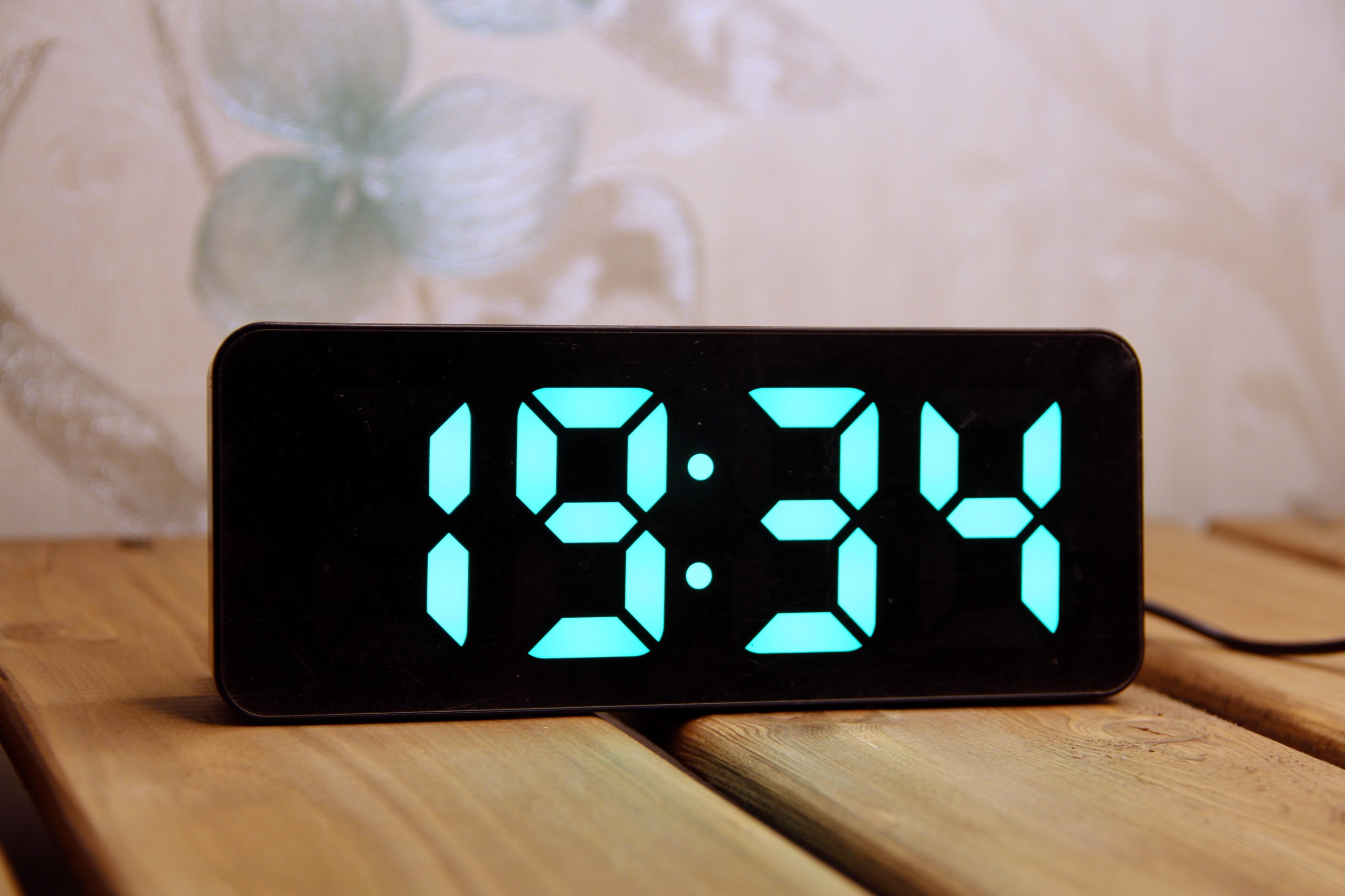 ساعت دیجیتال رومیزی LED مدل 3821