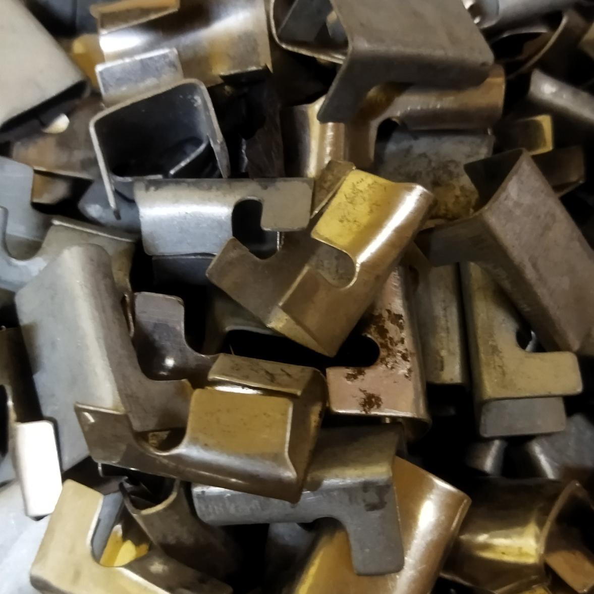 کلمپس فلزی 1/2