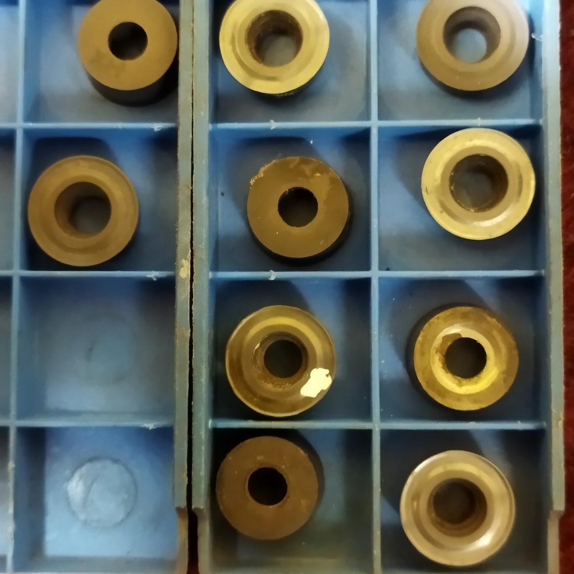 اینسرت گرد تراشکاری