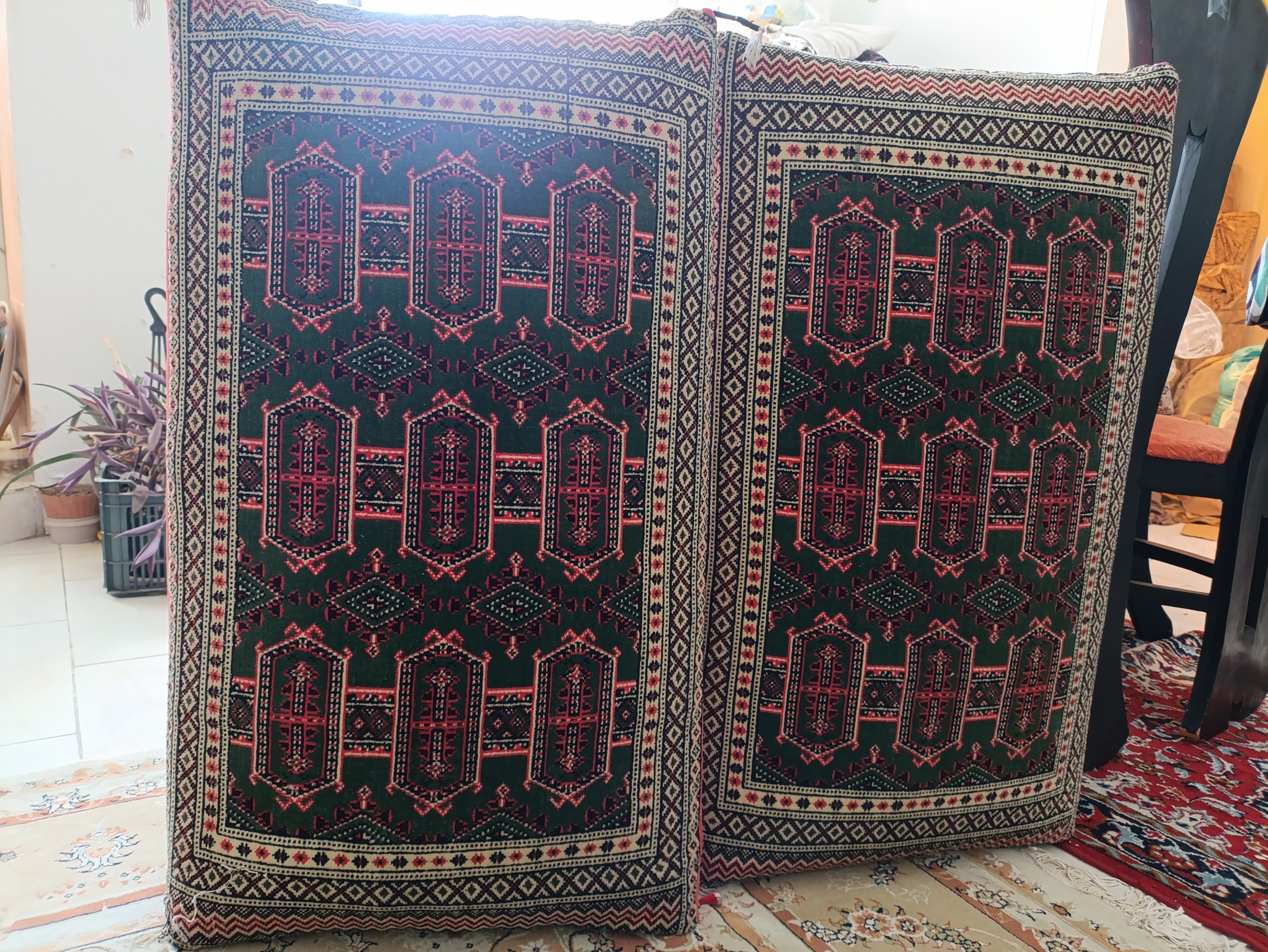 پشتی مجلسی و شیک ماشینی