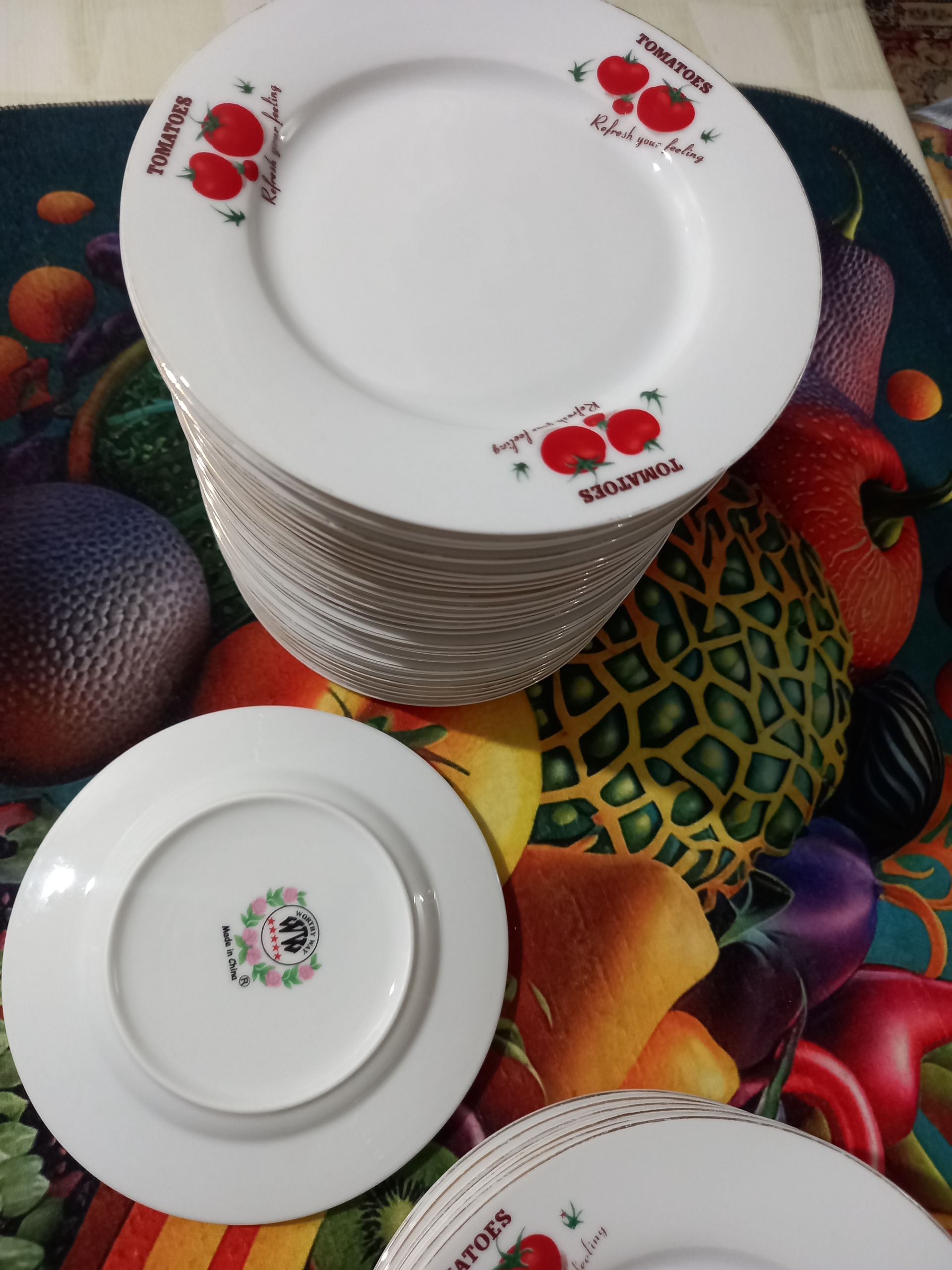 میوه خوری وشیرینی خوری چینی سبک گوجه ای