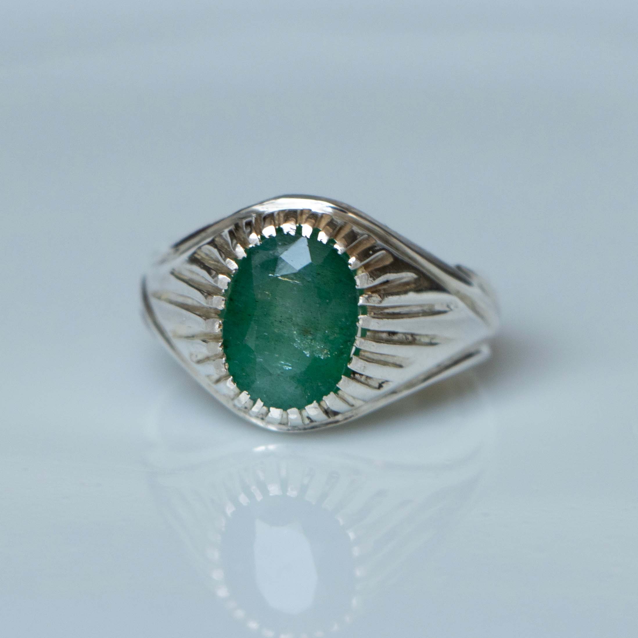 انگشتر مردانه زمرد