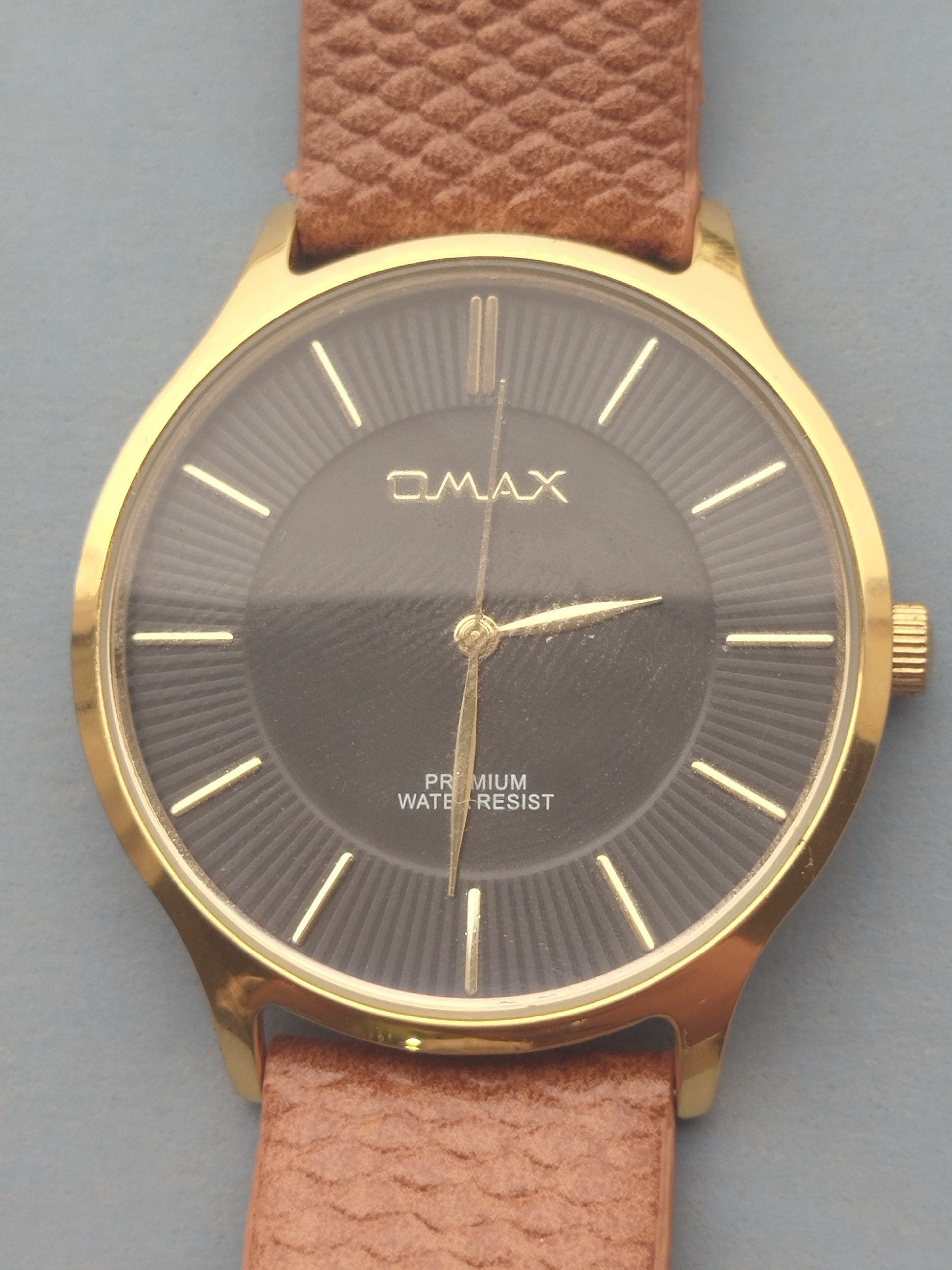 ساعت OMAX کلاسیک کوارتز اصل و کلکسیونی