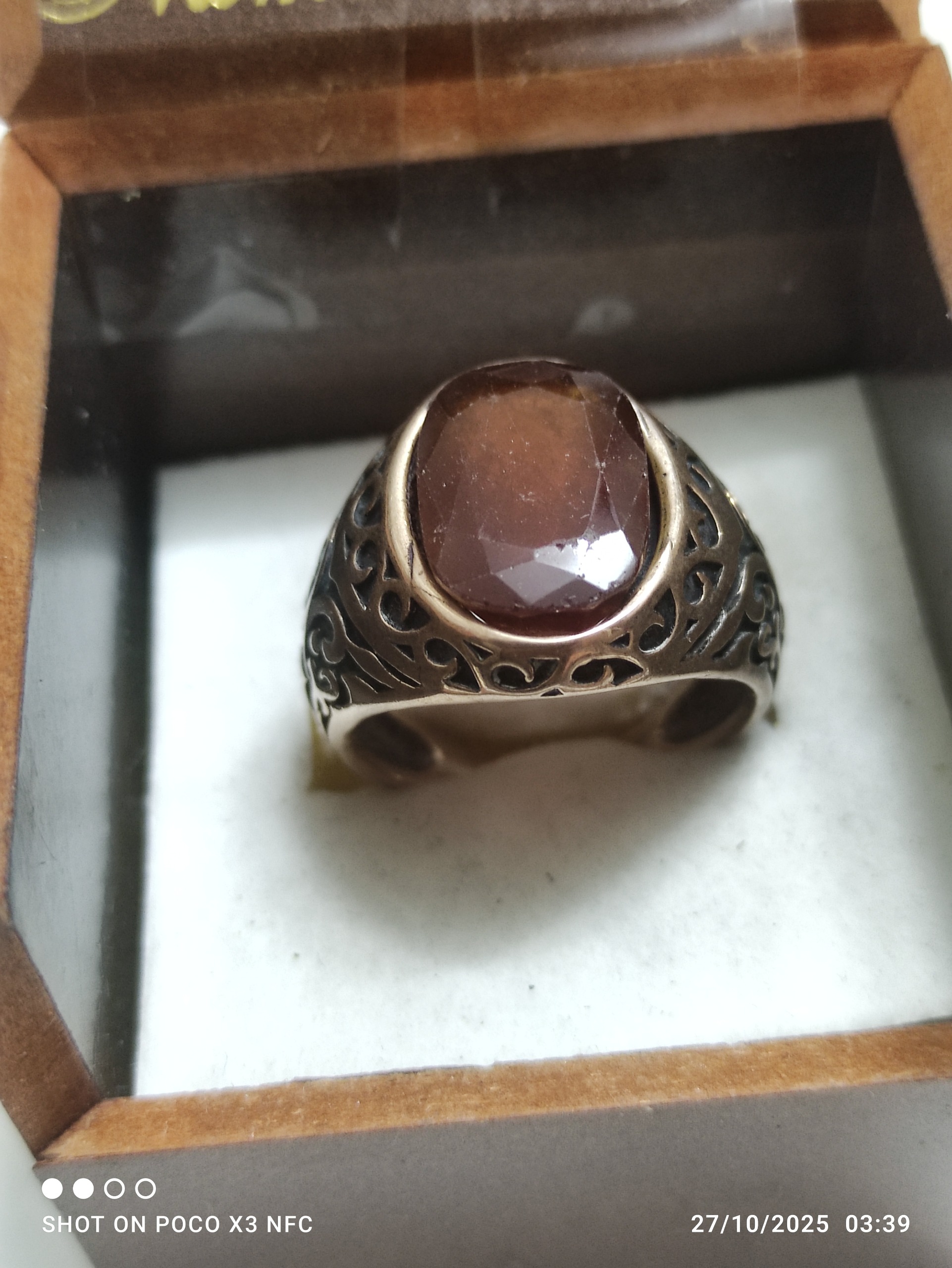 انگشتر رز گلد با نگین سنگ طبیعی و معدنی اصل