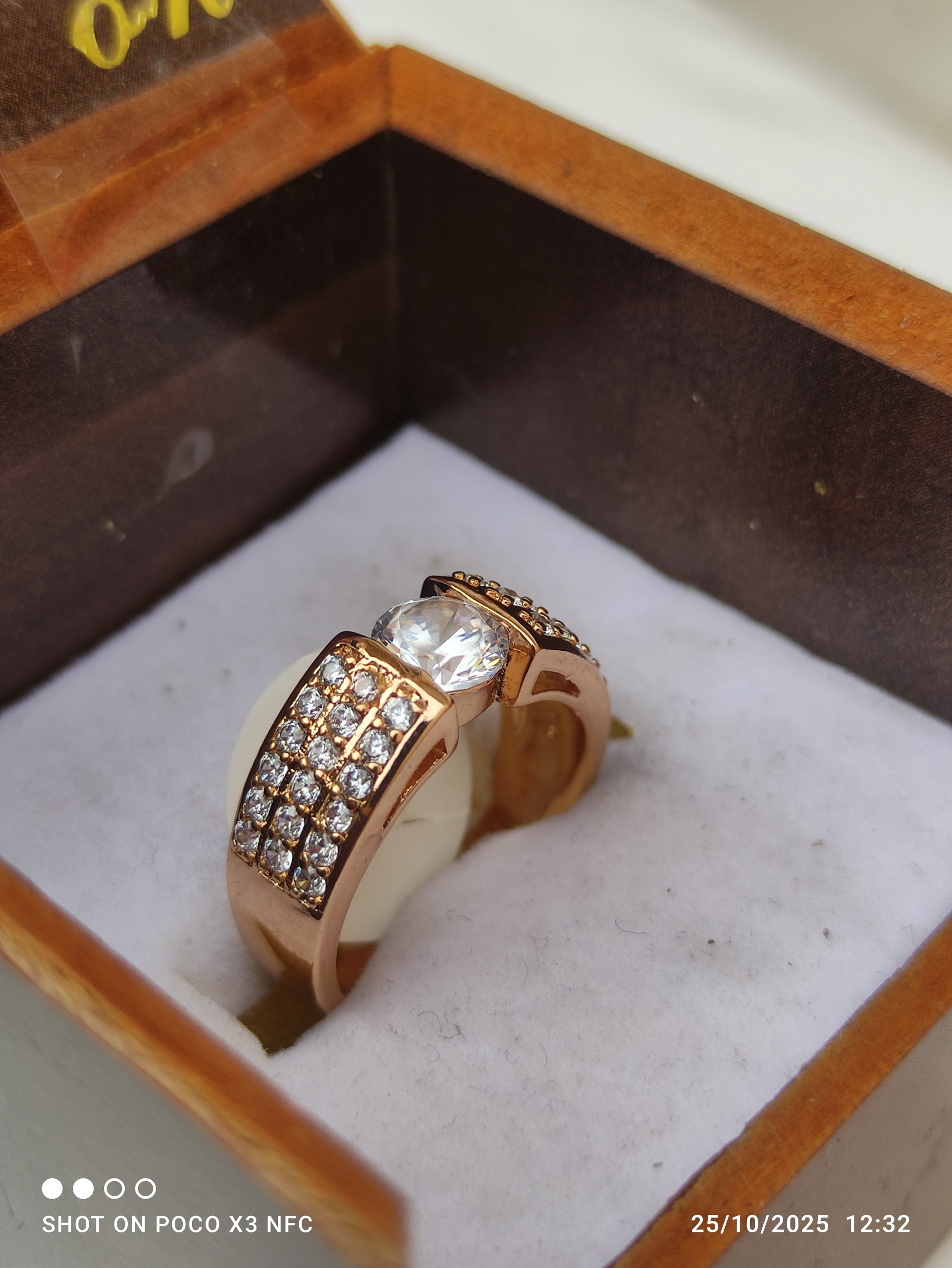 انگشتر رز گلد