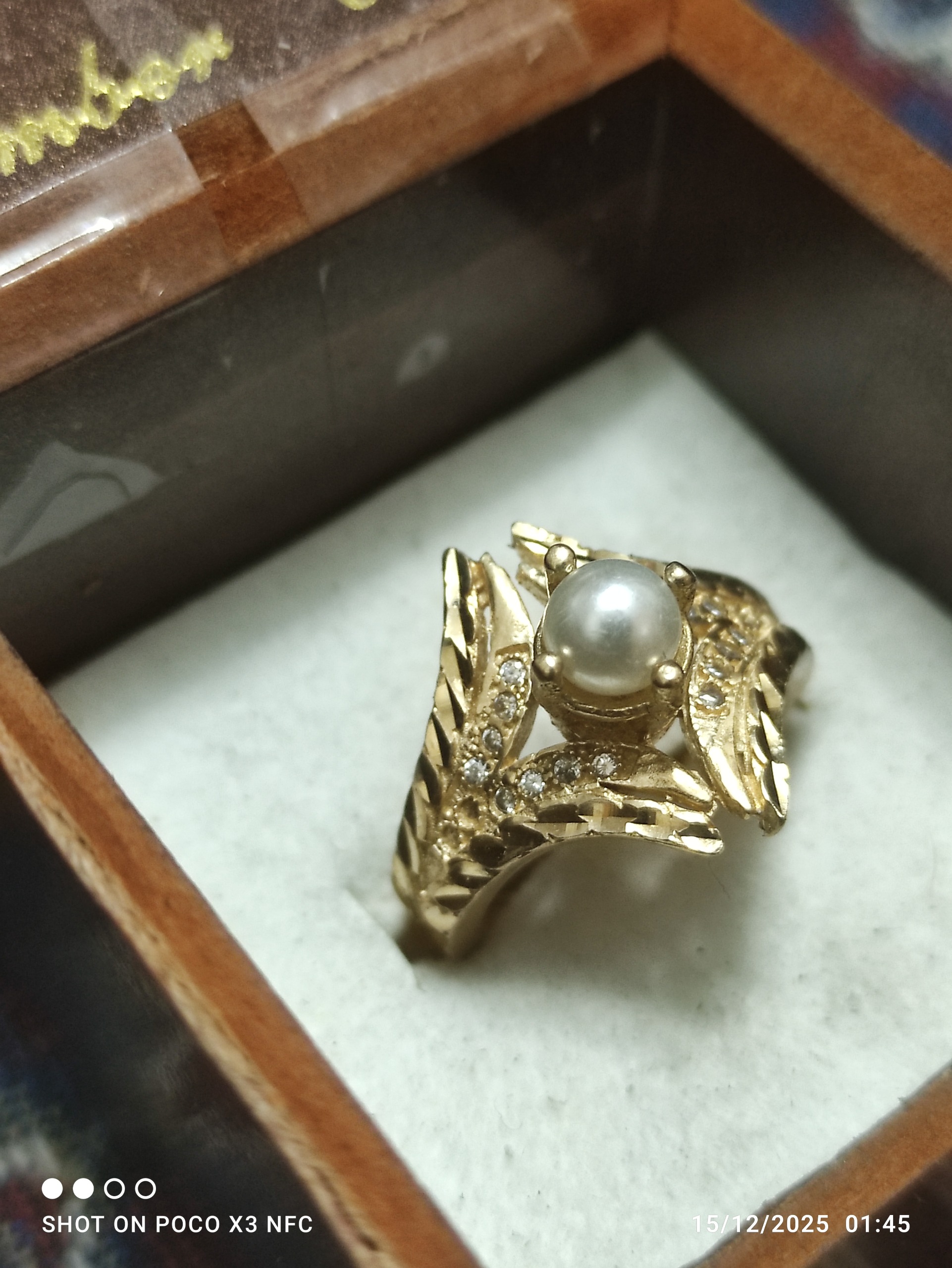 انگشتر با نگین مروارید