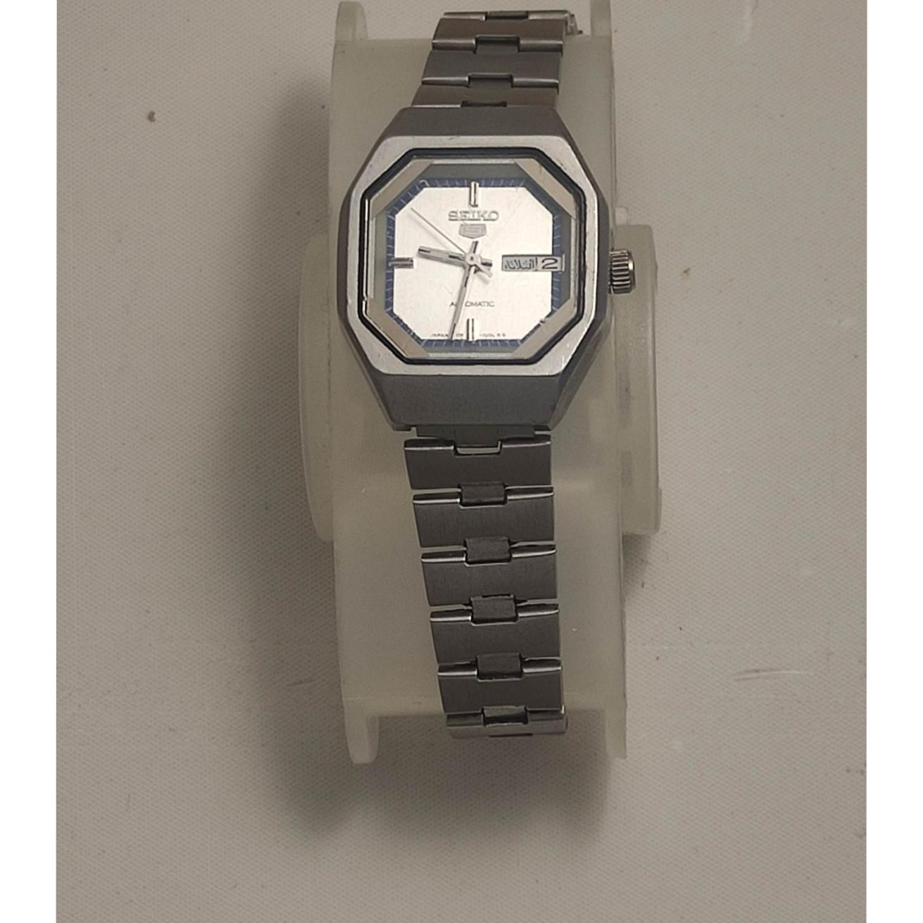 سیکو اتومات دو تقویم دقت 10/10