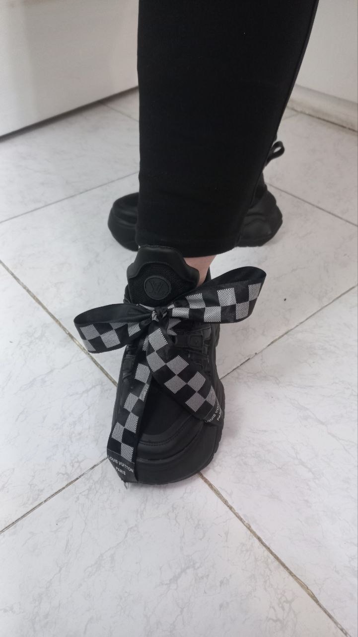 کفش لویی ویتون مناسب فصل نو نو