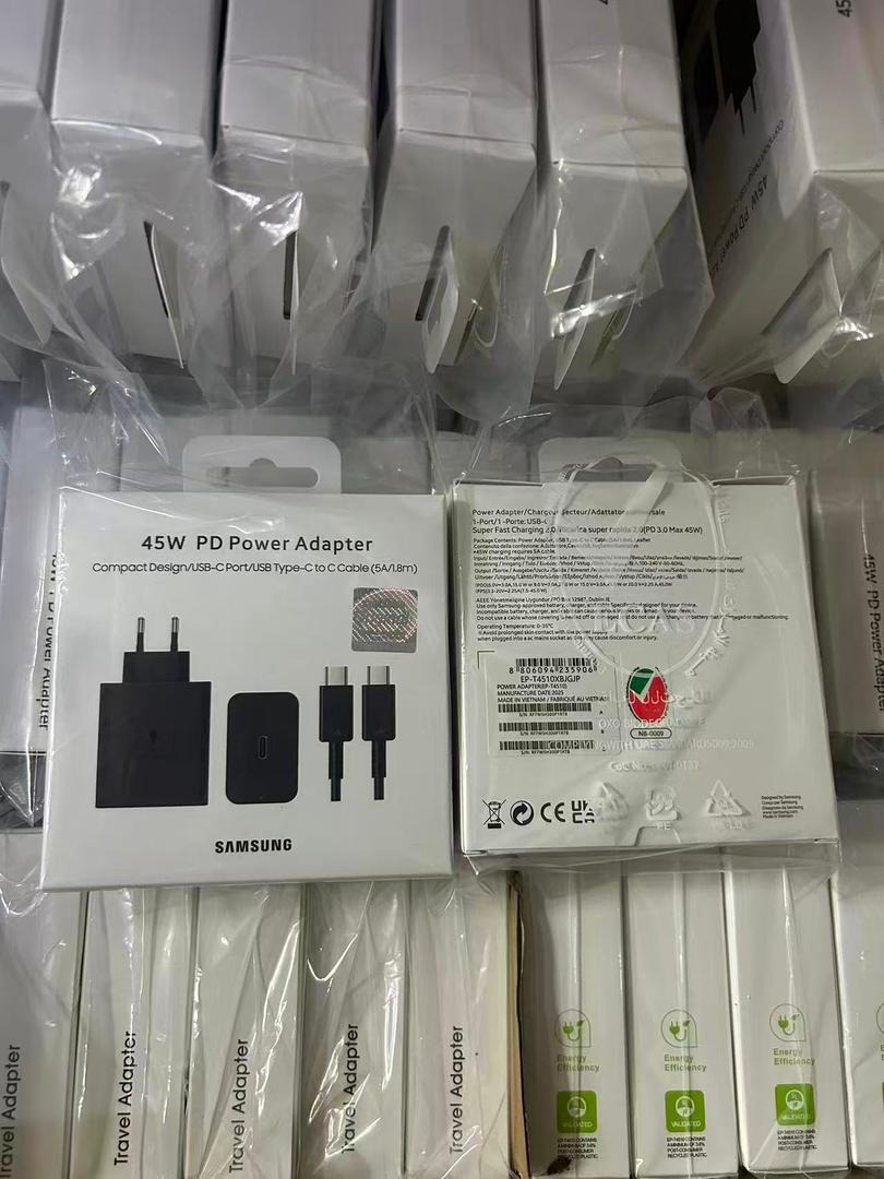 فروش شارژر های سامسونگ و شیاومی جزئی و کلی