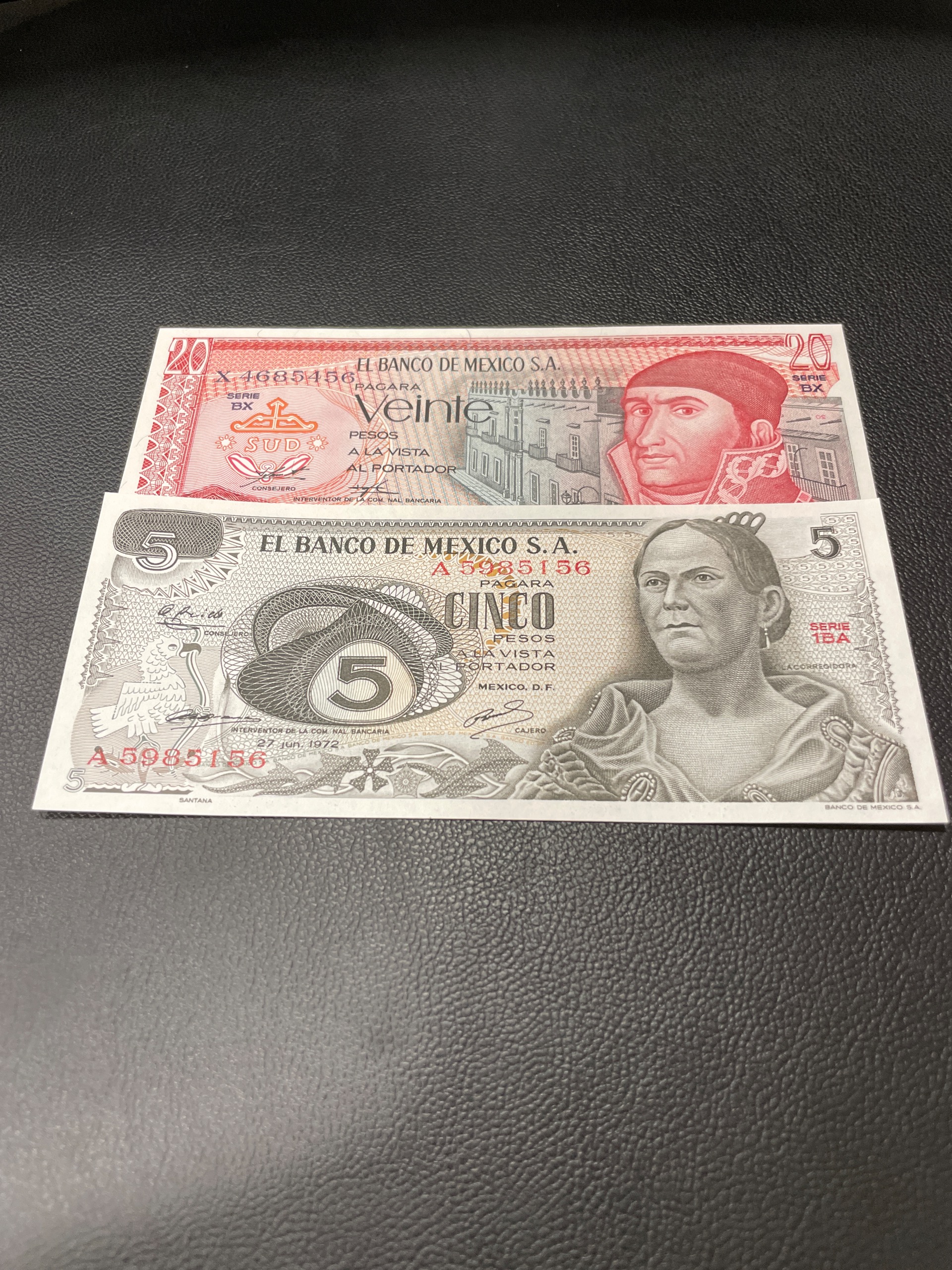 دو اسکناس قدیمی مکزیک