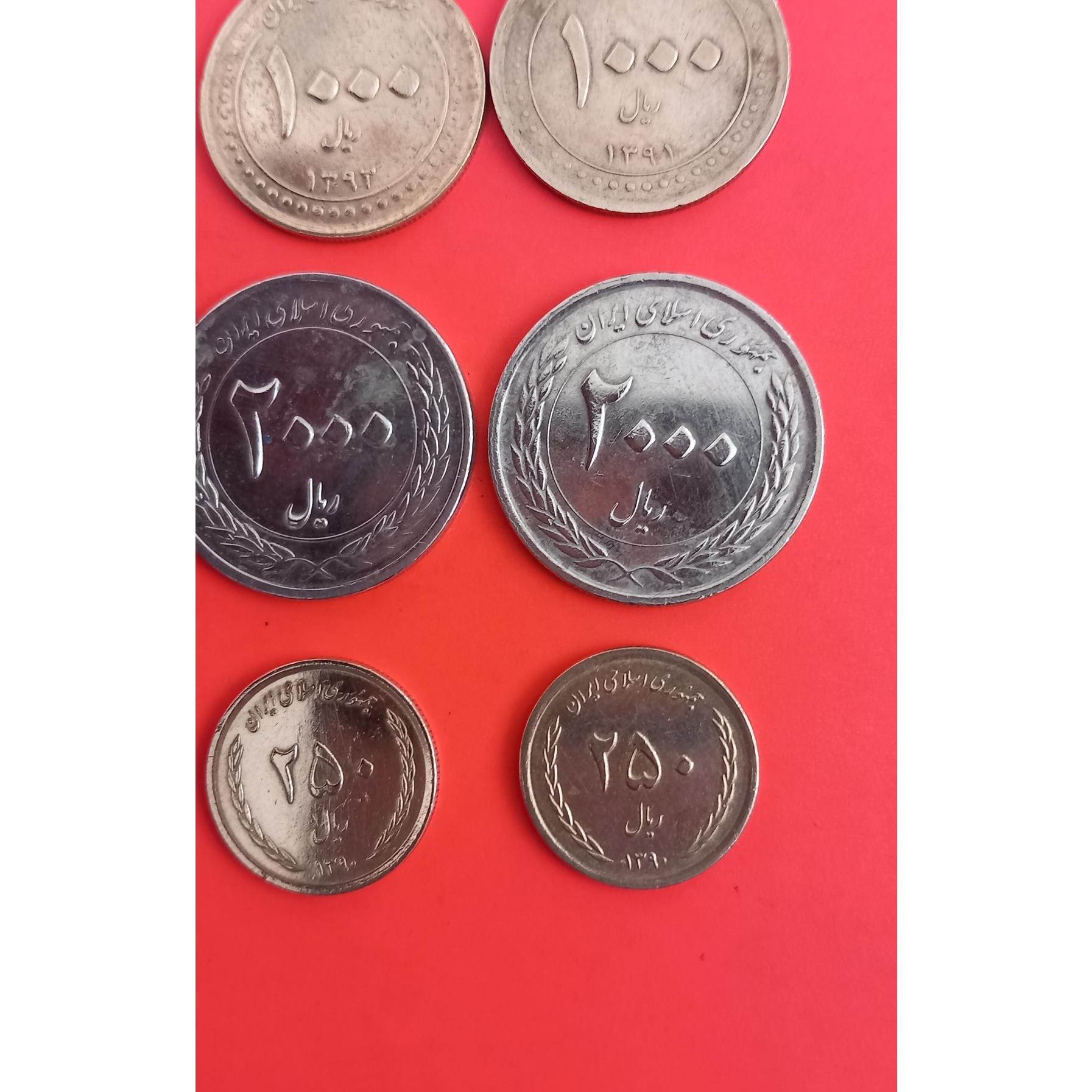 چند عدد سکه جمهوری اسلامی