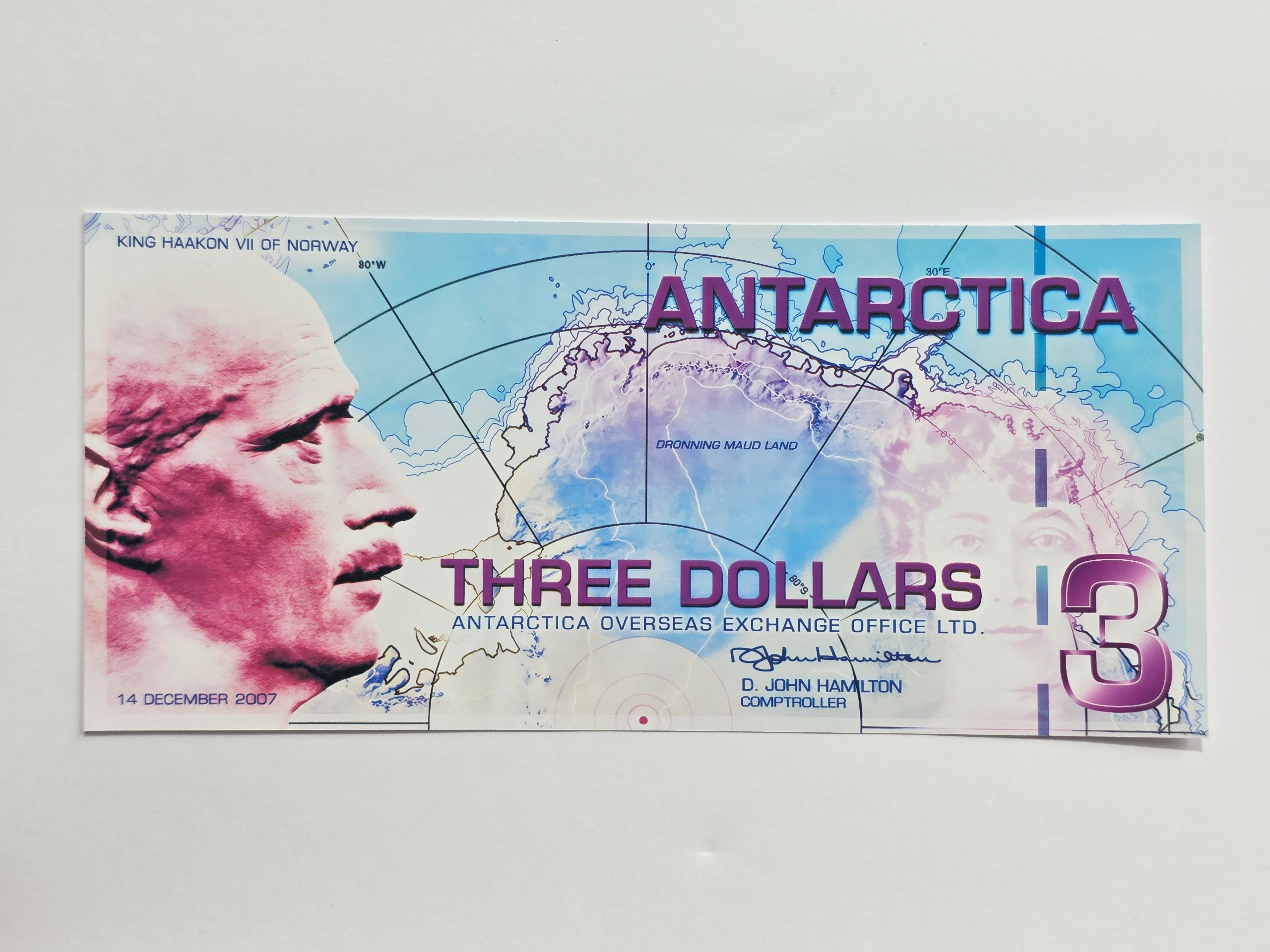 3 دلار قطب جنوب یه حالت شبه پلیمری دارد تیپ 2