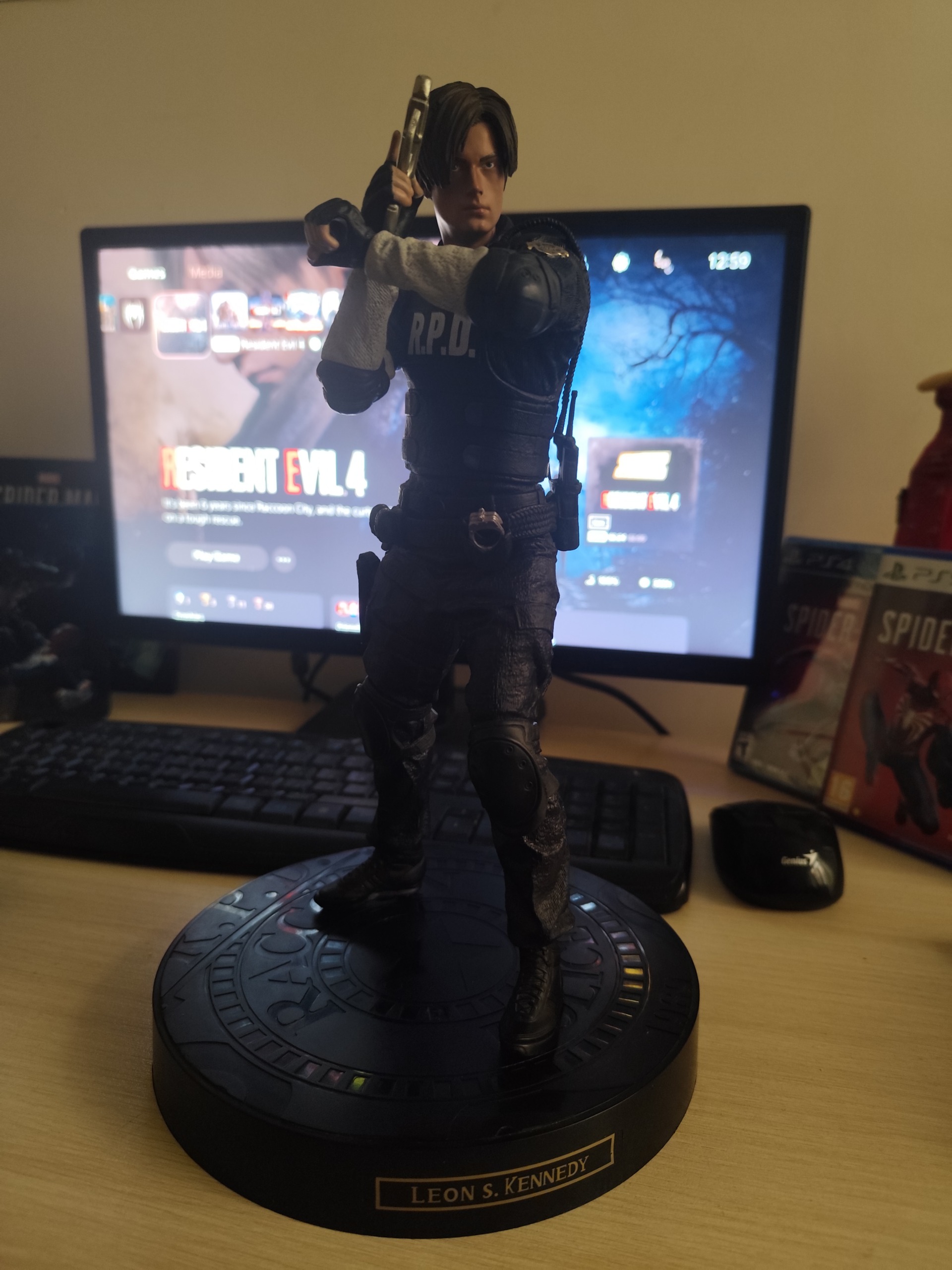 فیگور رزیدنت اویل لیان کندی