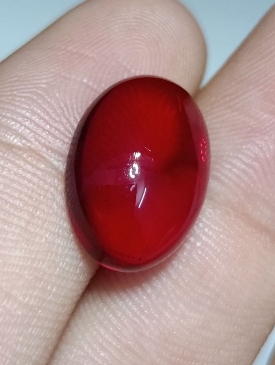 لعل قرمز بسیار خوش رنگ