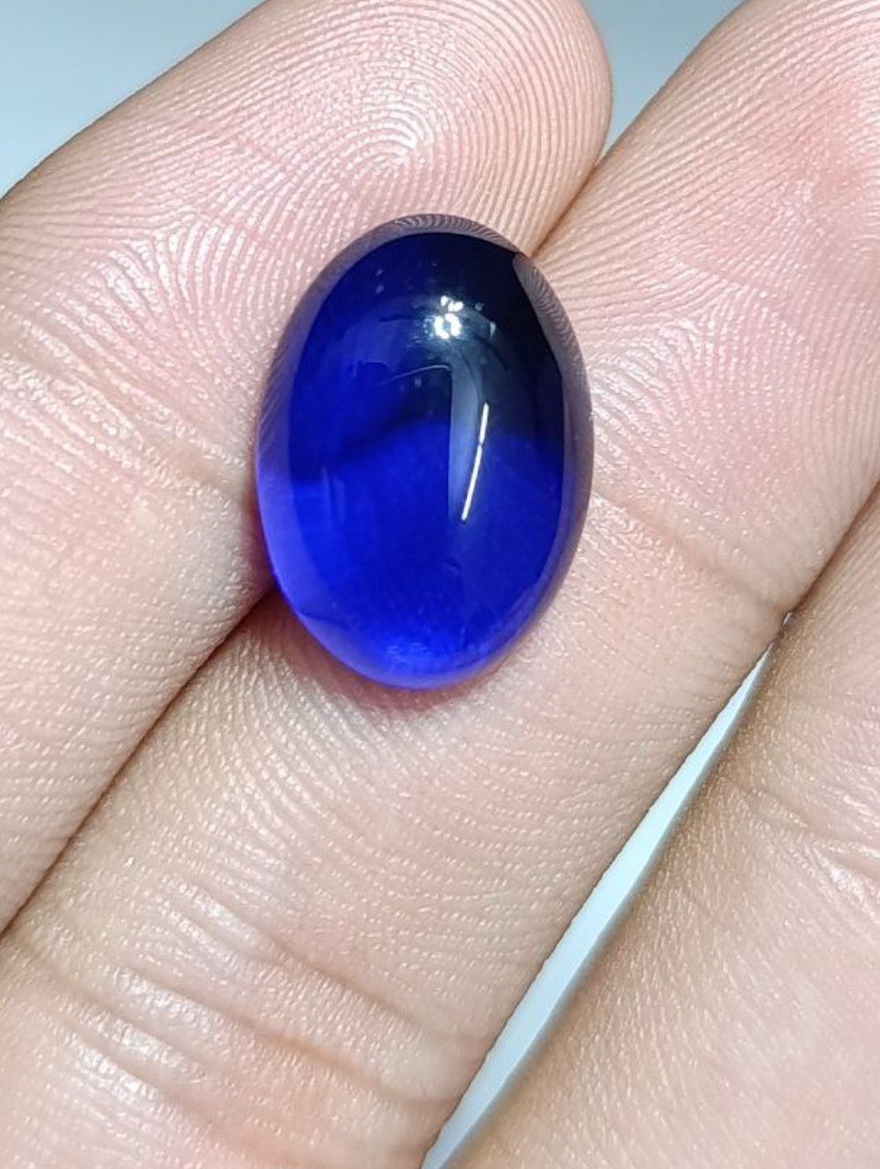 لعل آبی بسیار زیبا