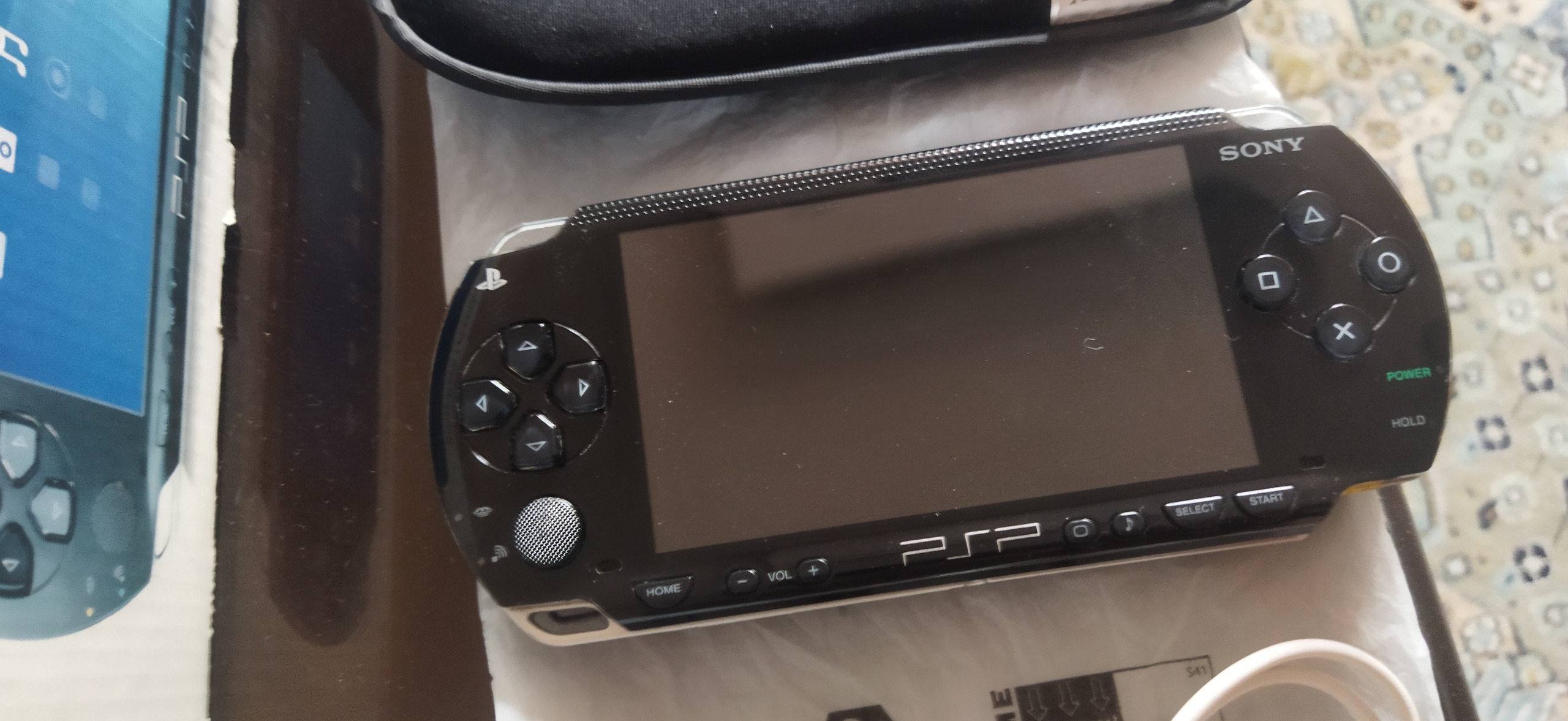 پی اس پی 1004استریت بسیار سالم