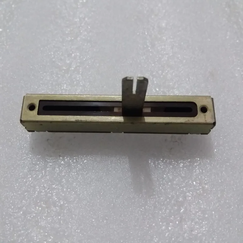 ولوم کشویی با طول هفت سانت و چهار میل