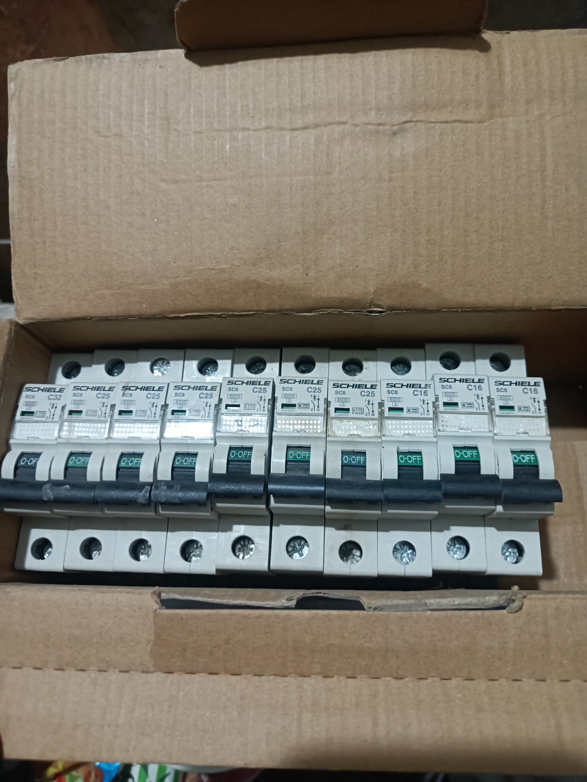 فیوز مینیاتوری تک فاز 16 ، 25 ،32