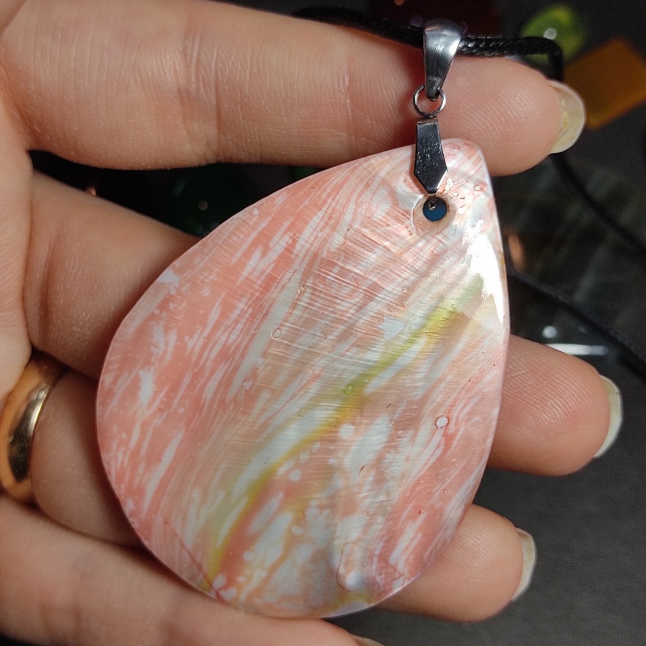 گردنبند مدالی صدف  کد 10086