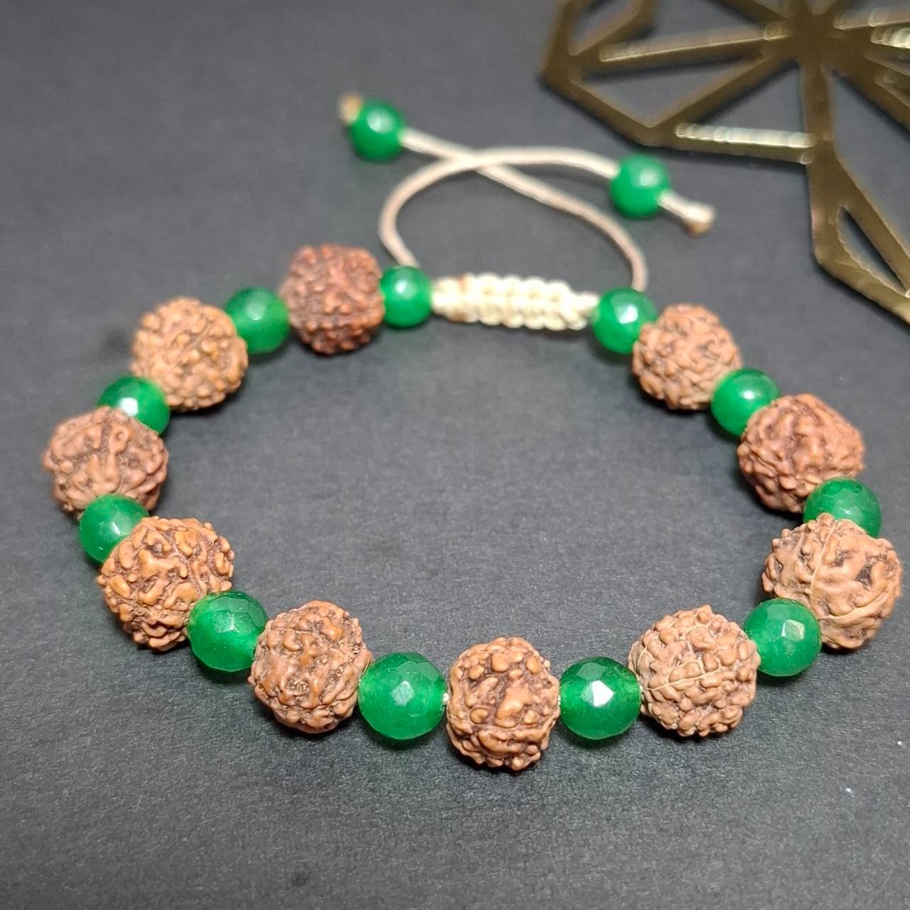  دستبند با مهره های سنگ جید سبز معدنی کد 10383