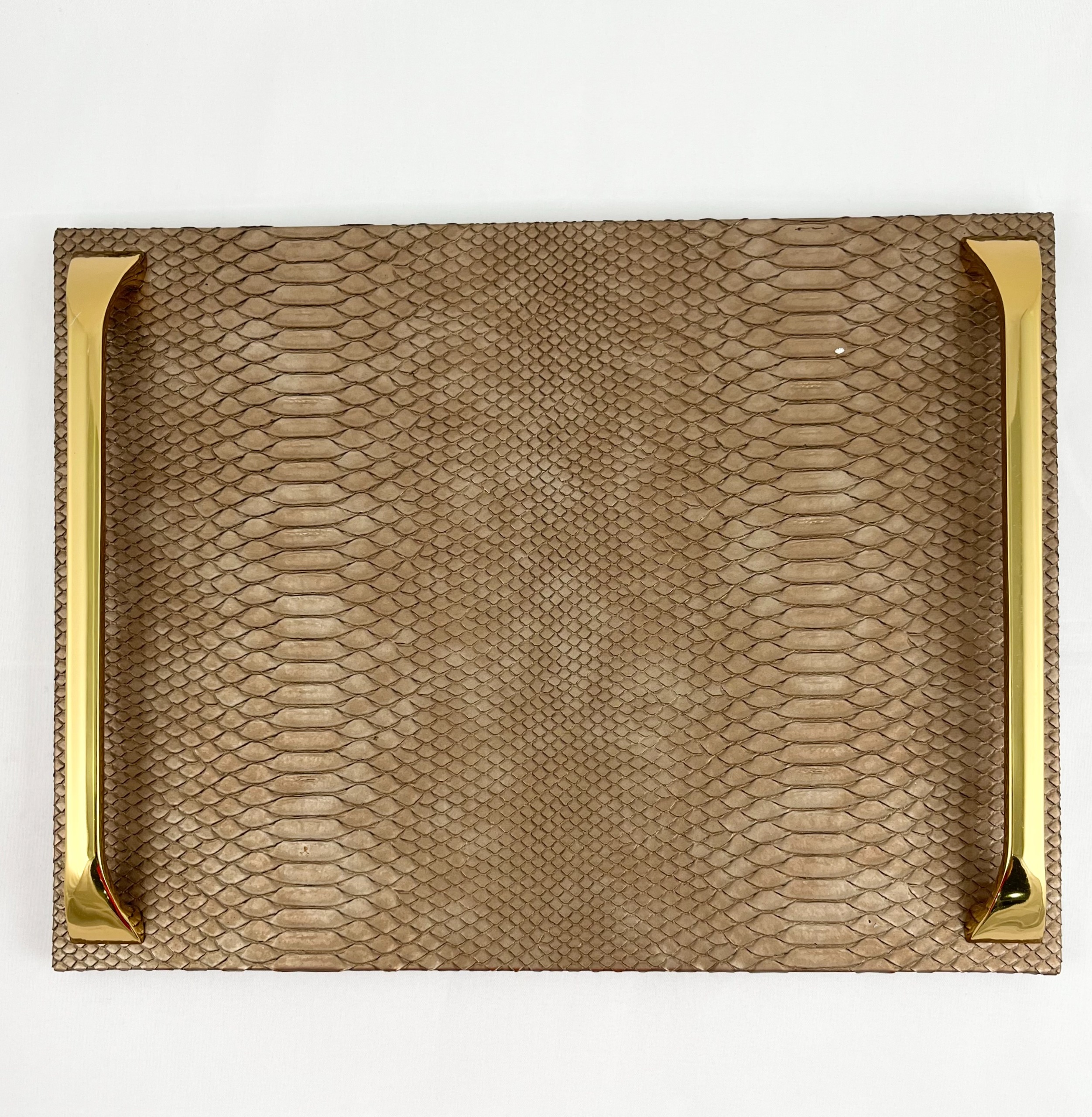 سینی دسته دار طرح چرم پوست ماری قهوه ای