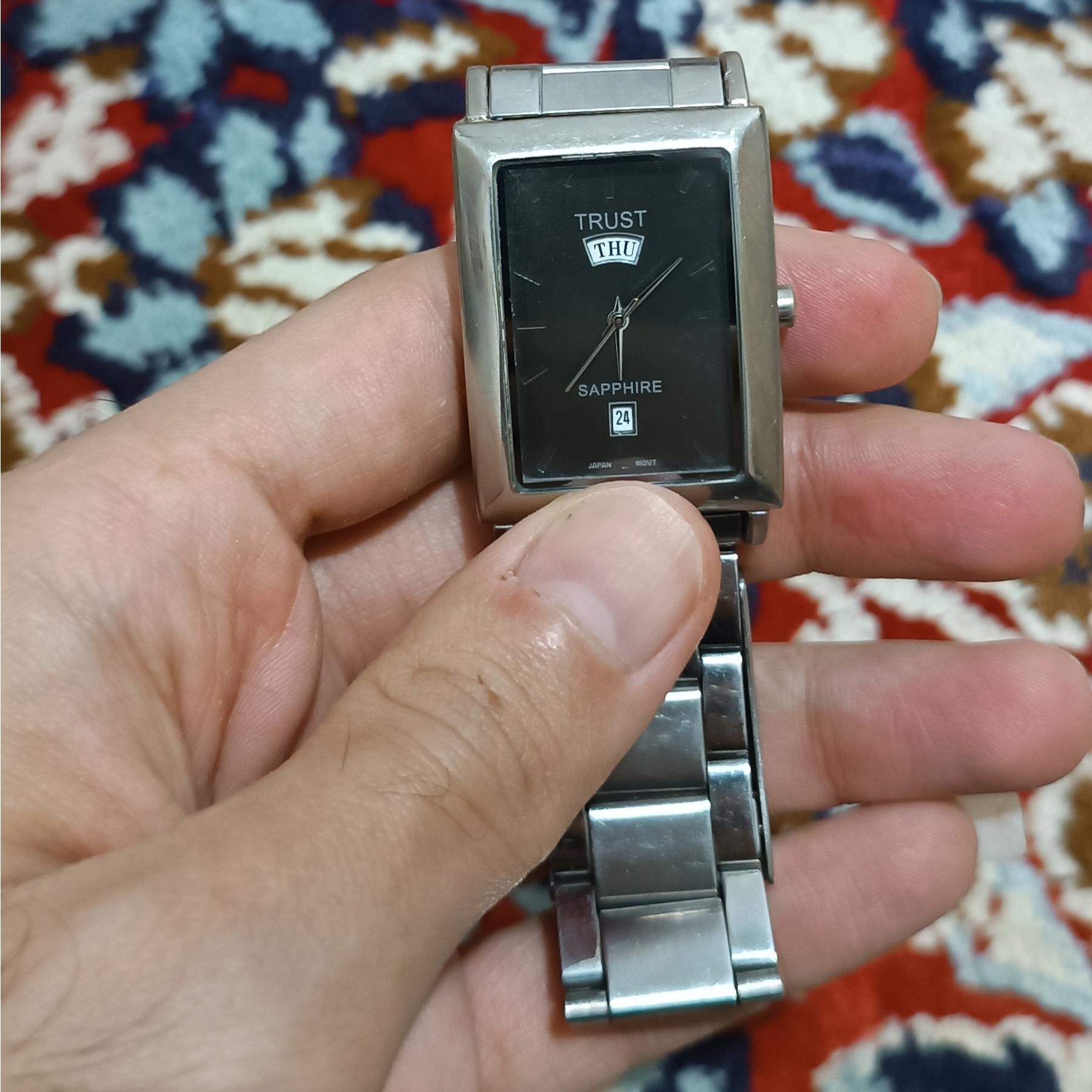 ساعت تراست ژاپن