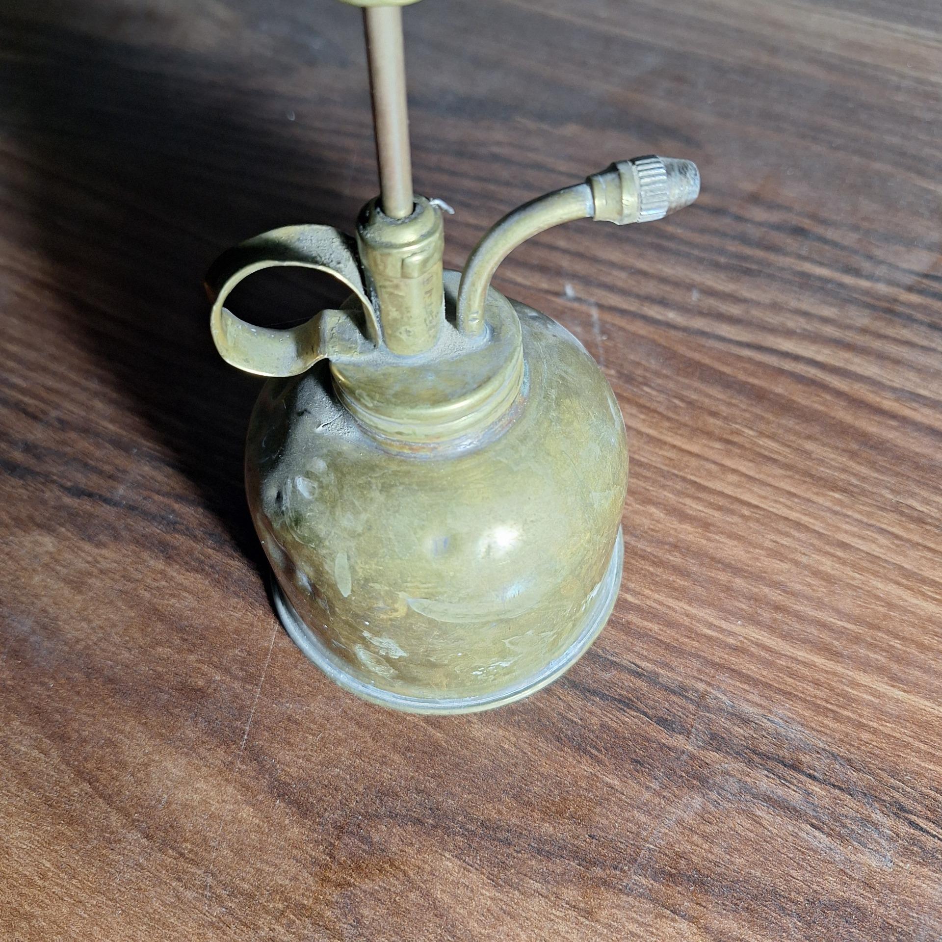 آب پاش آرایشگاهی قدیمی برنجی