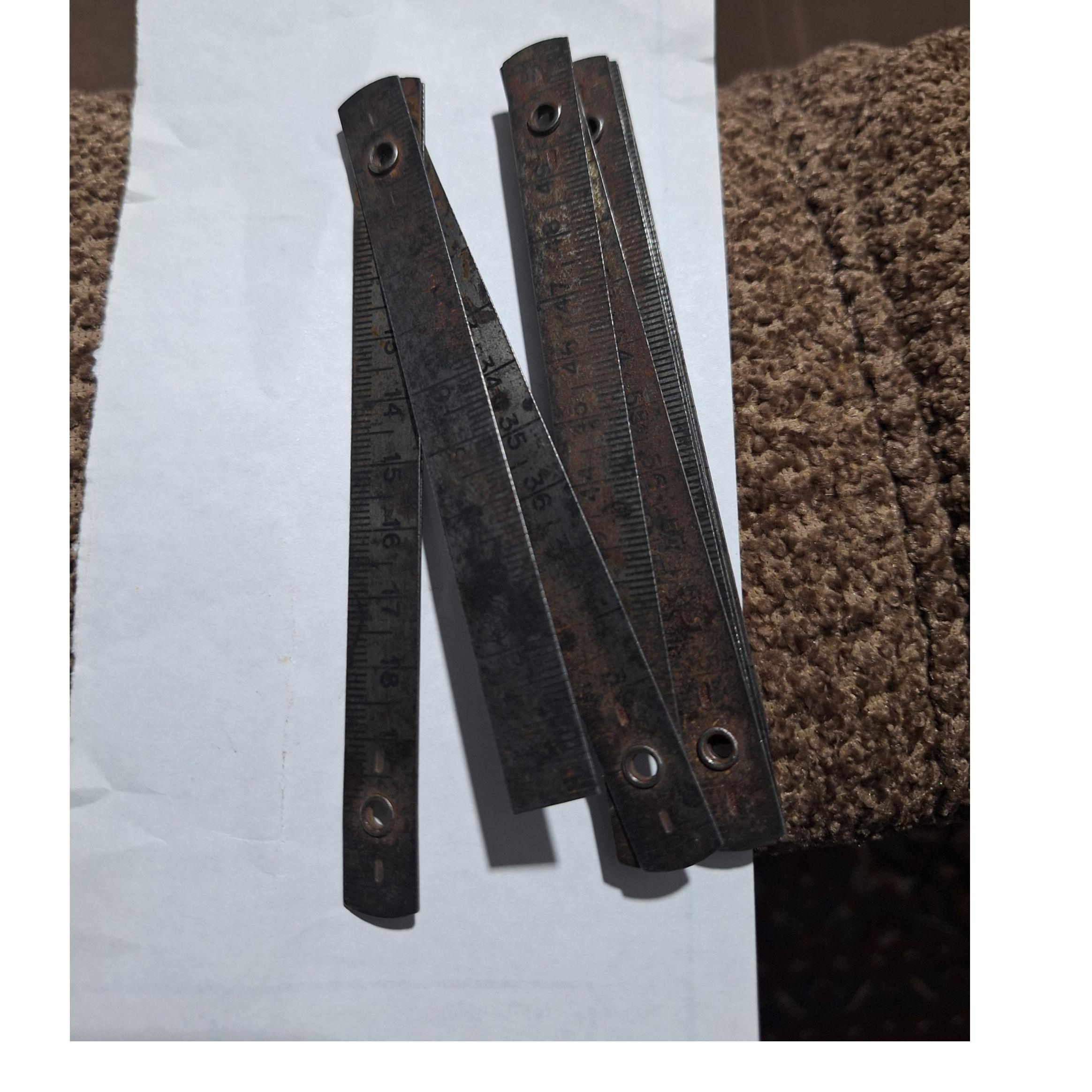 متر فلزی تاشو قدیمی