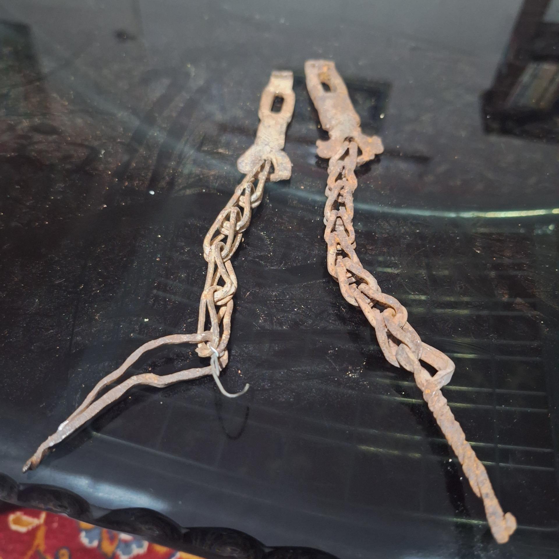 چفت درب چوبی قدیمی