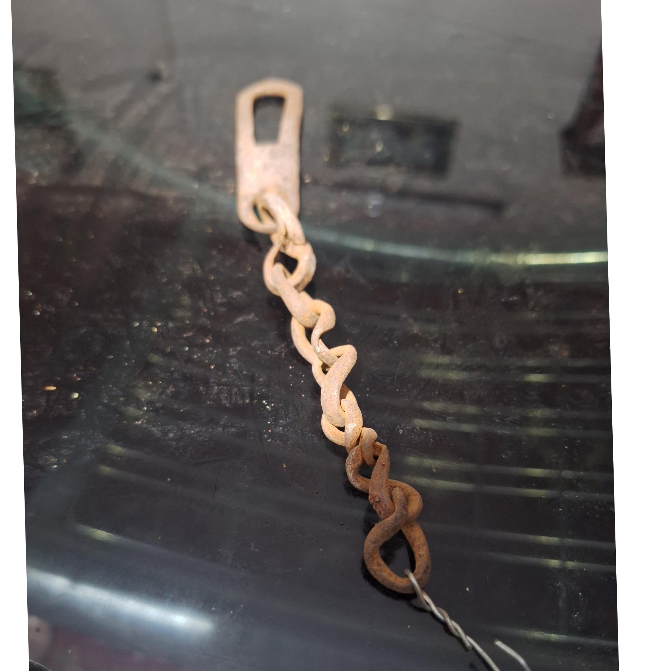 چفت درب چوبی