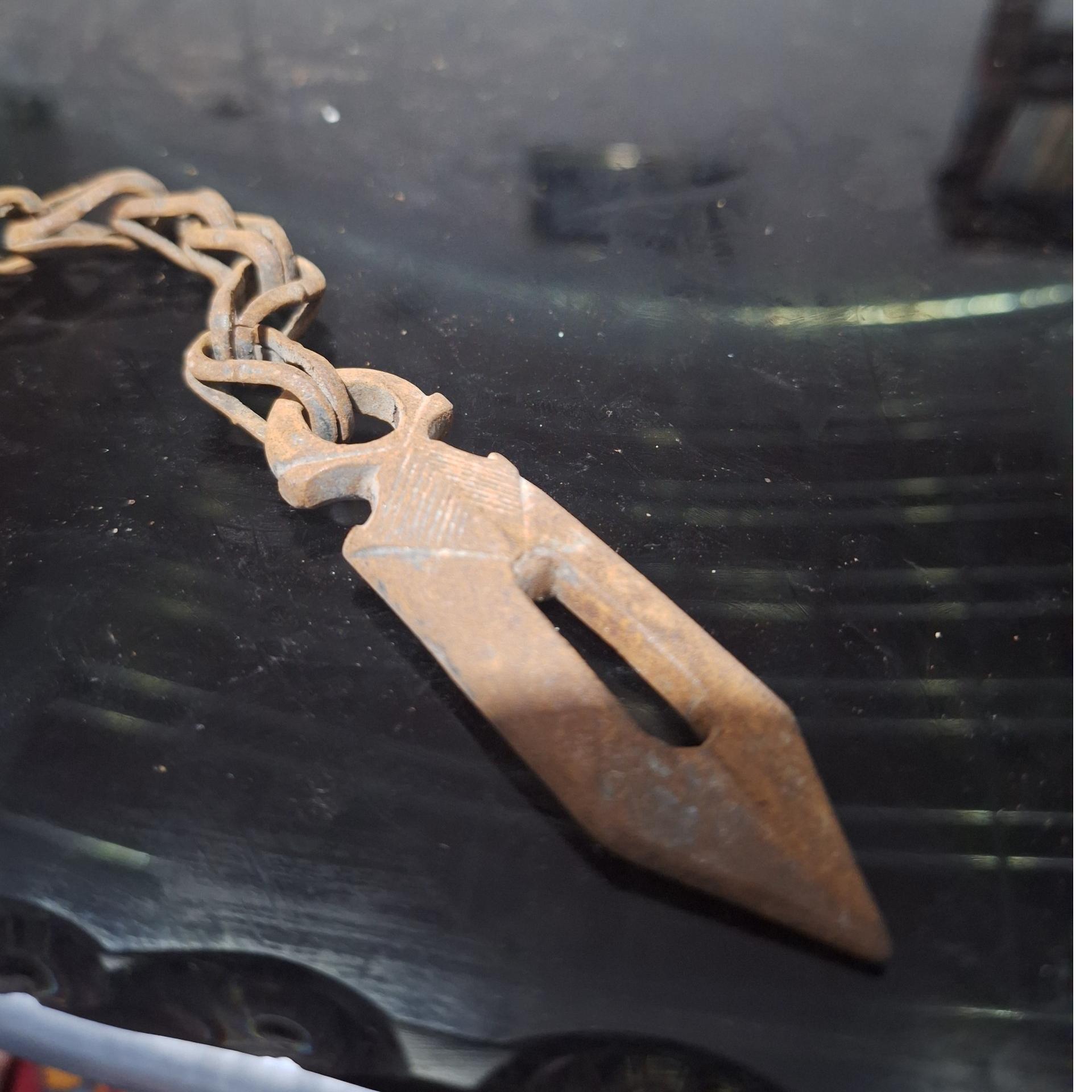 چفت درب چوبی قدیمی