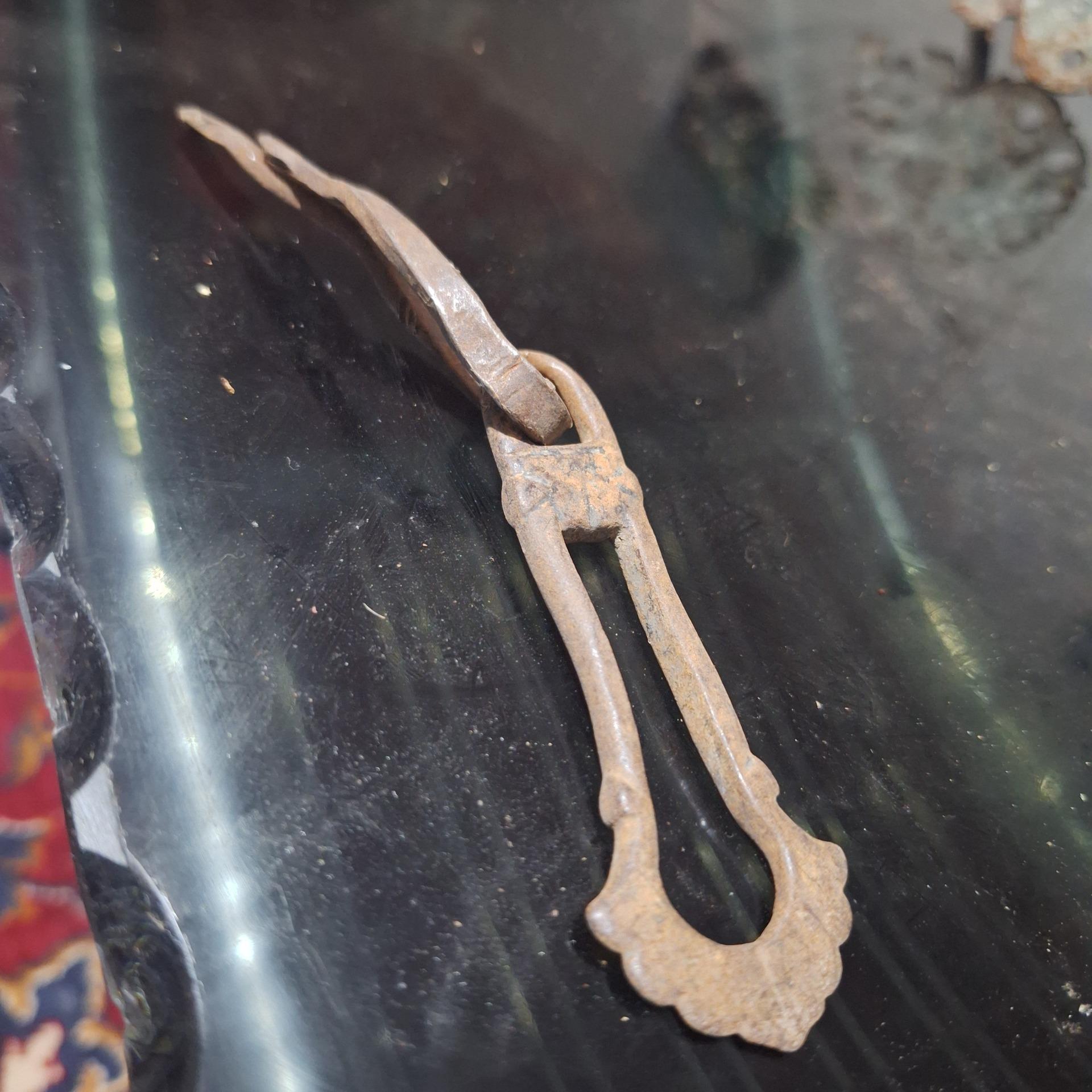 چفت قدیمی کار دست