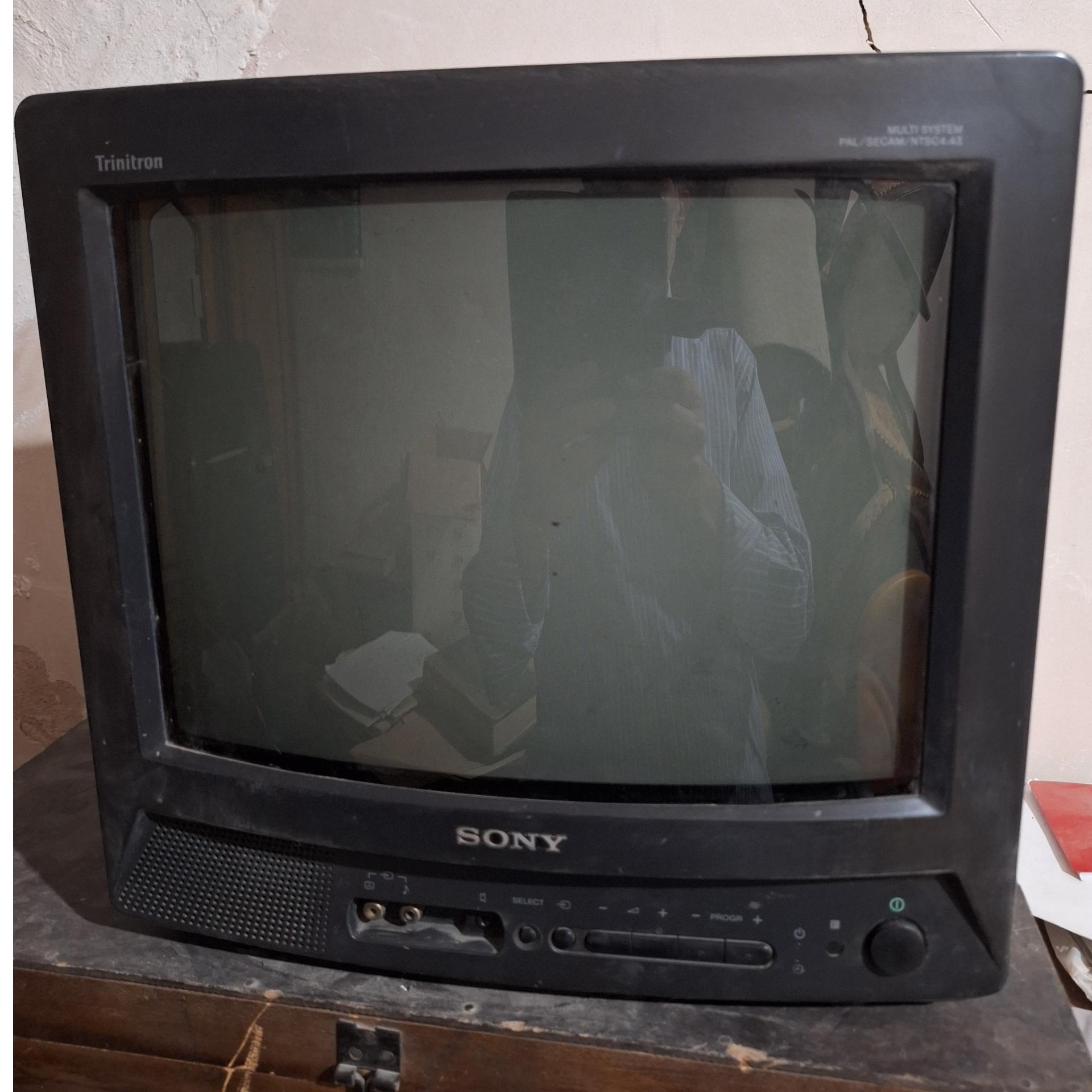 تلویزیون 14 سونی سالم وتمیز