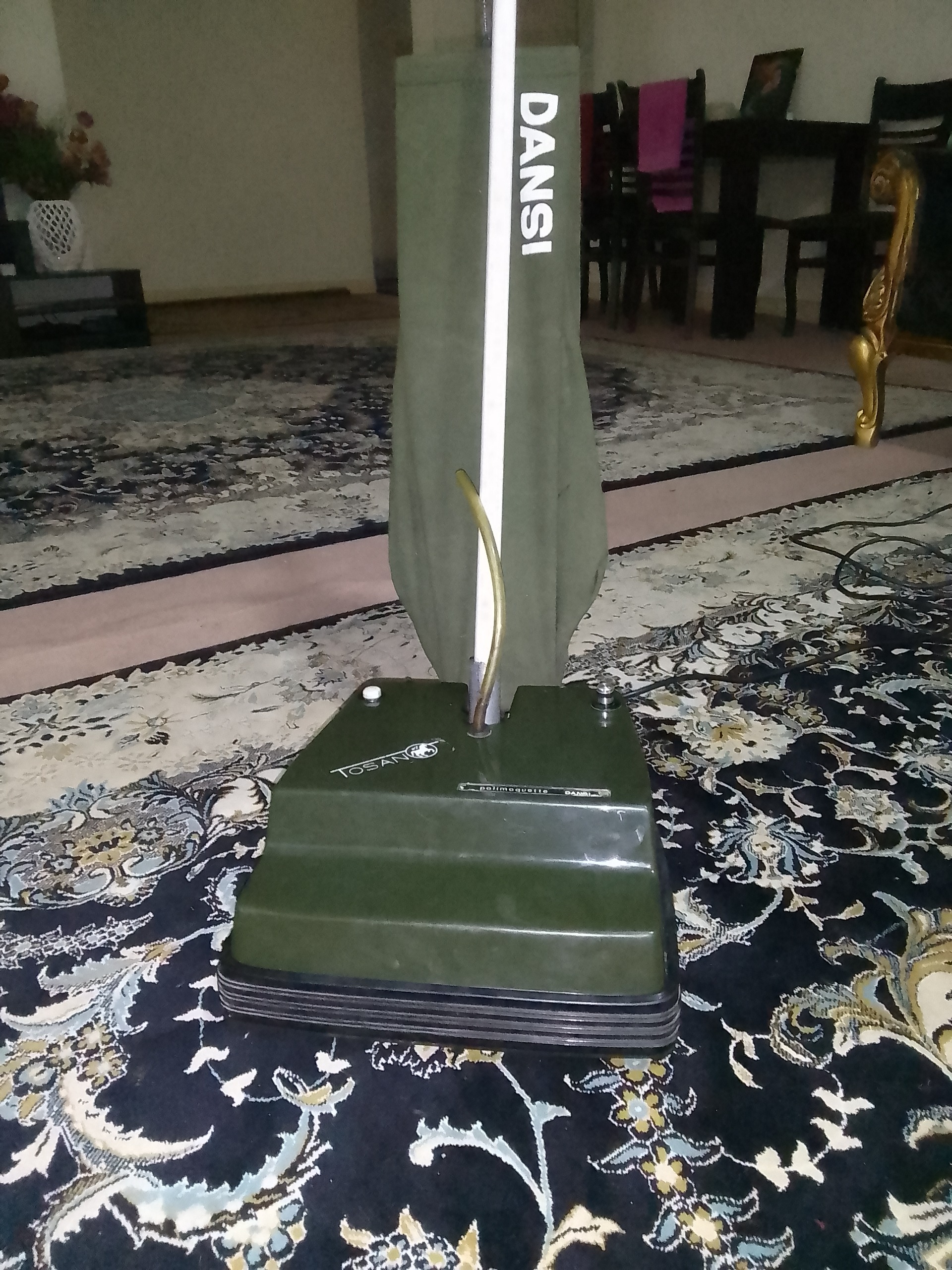 جاروبرقی قدیمی کلکسیونر