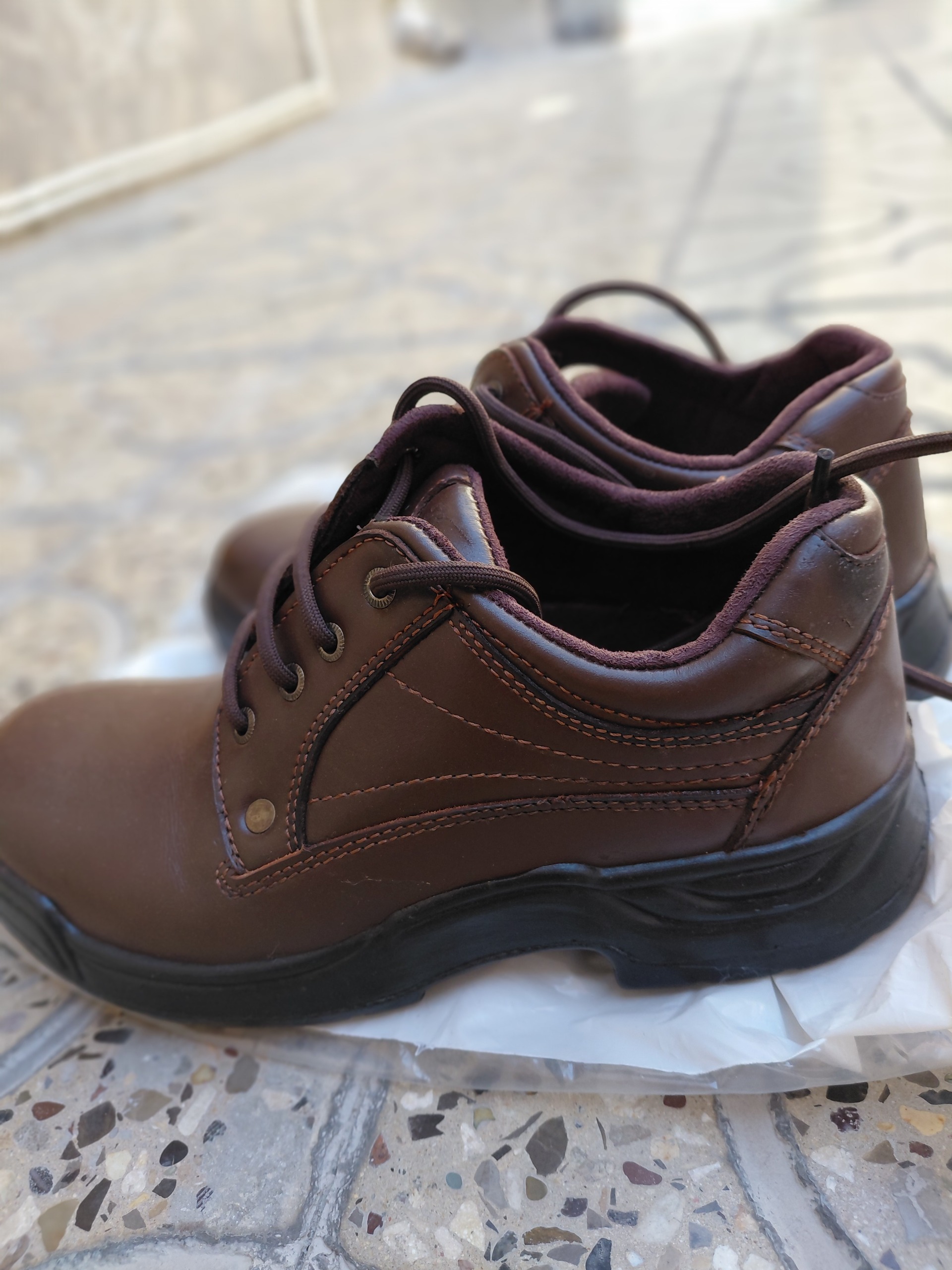 کفش ایمنی سایز 42