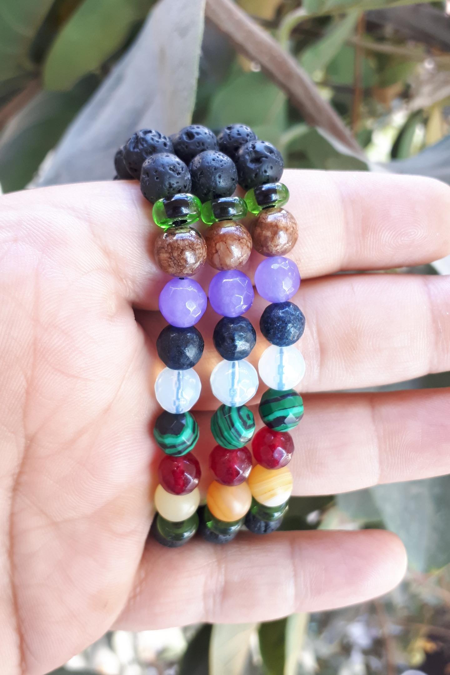 دستبند سنگی هفت مراکز بدن