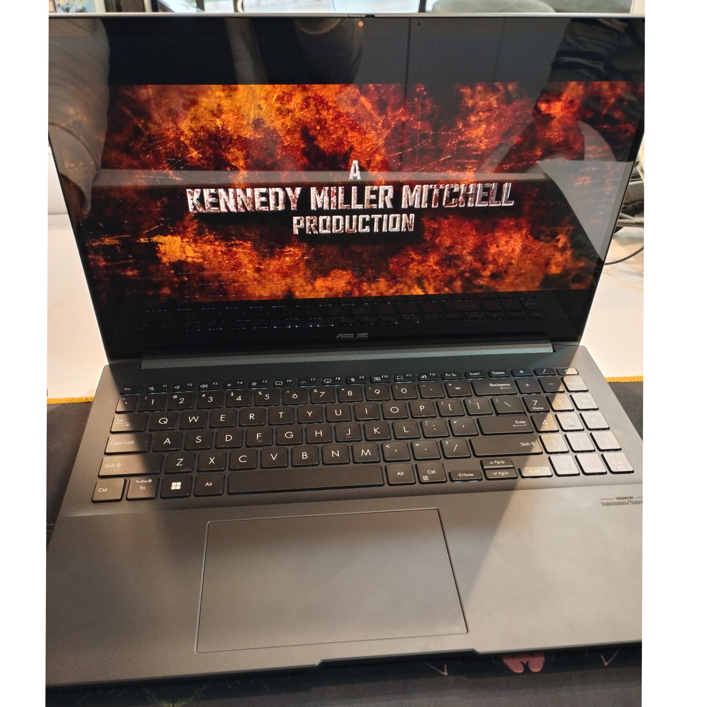 لپ تاپ ایسوس خیلی تمیز Q540V