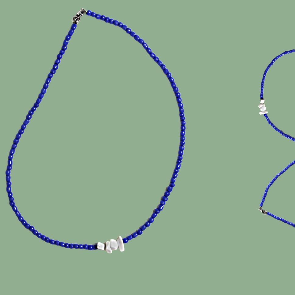 گردنبند منجوق و سنگ بیکران