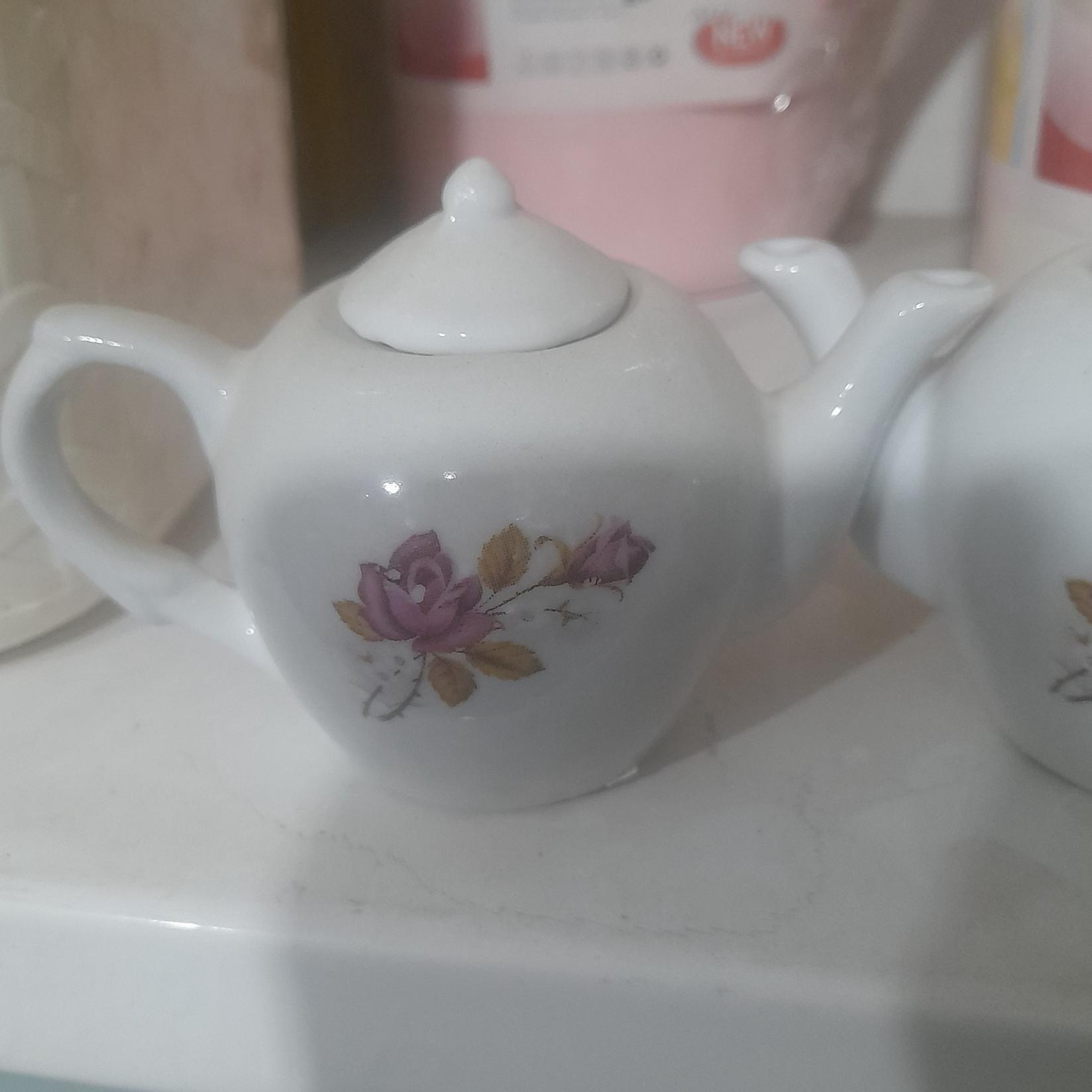 قوری زعفران دم کردن